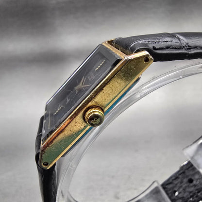 Citizen CQ Watch Men 20mm Black Dial Gold Tone Rectangle 4-101201 New Battery2