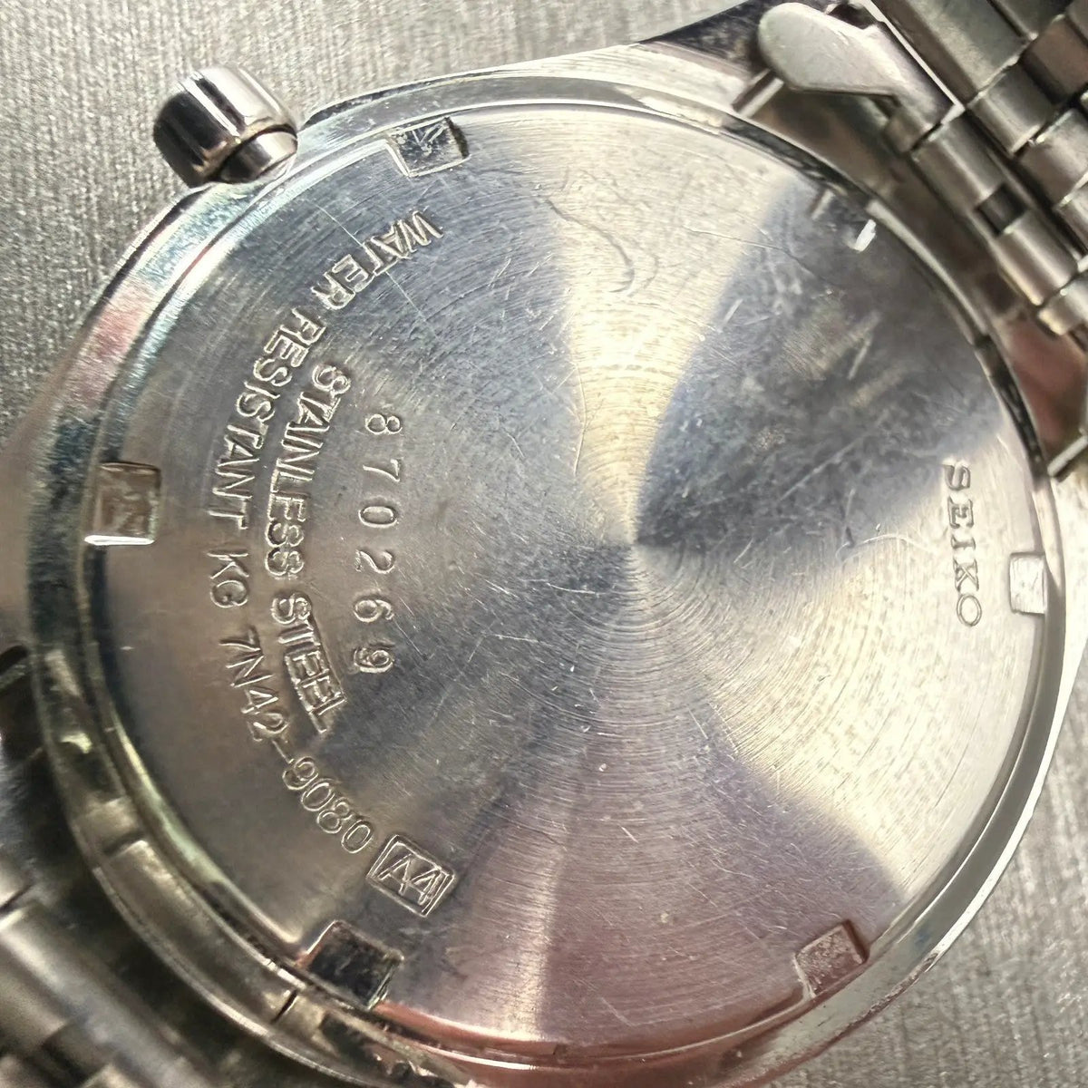 48302313
