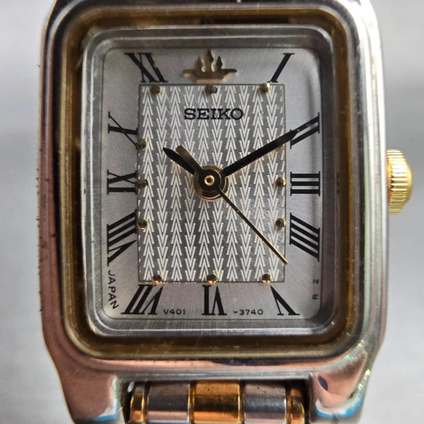 Seiko Watch Women 18mm Silver Dial Silver Tone Rectangle V401-5510 New Battery1
