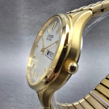 Citizen Eco-Drive Watch Men 36mm White Dial Gold Tone Daydate E101-S058023 RunsK2