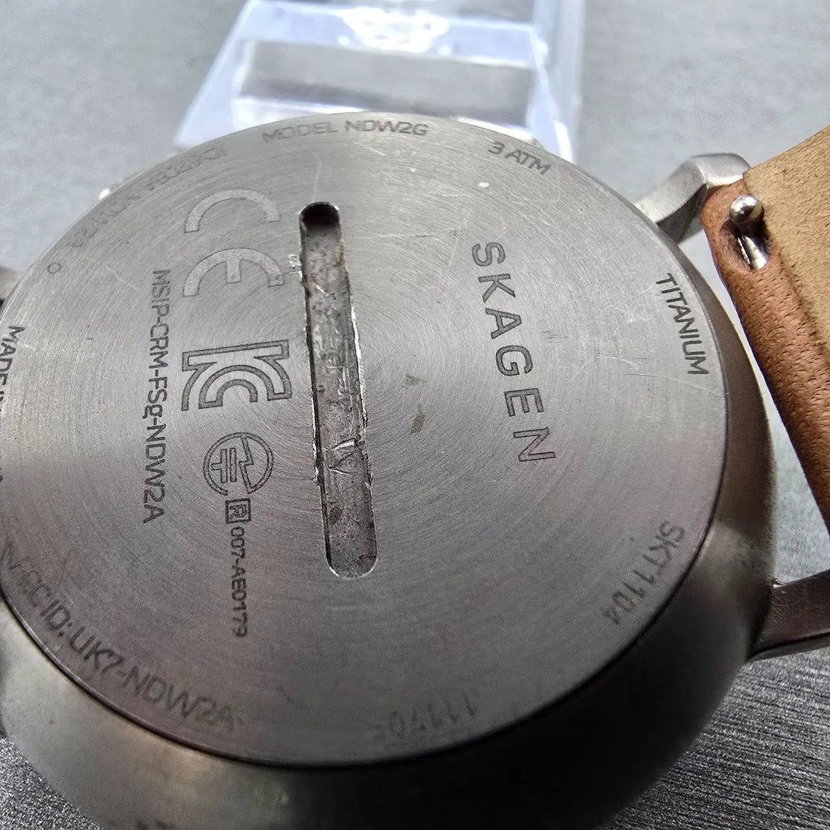 Skagen Connected Watch Men 42mm Gray Dial Silver Tone SKT1104 New Battery KL9