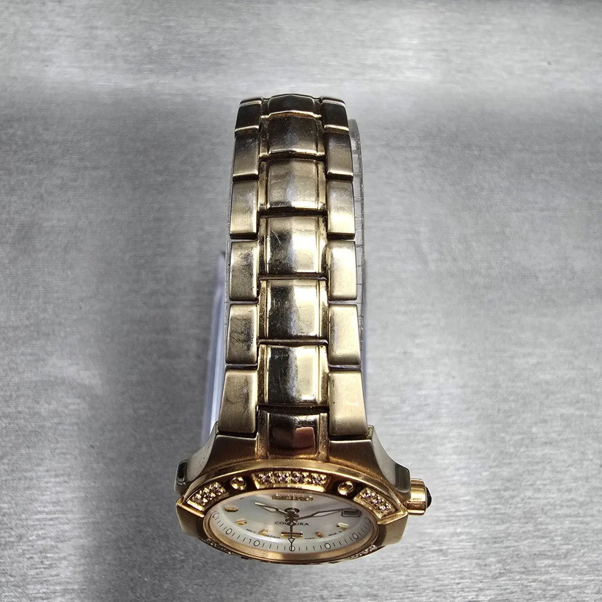 Seiko Coutura Watch Women 26mm MOP Dial Gold Date Diamonds 7N82-0CG0 New Batt4