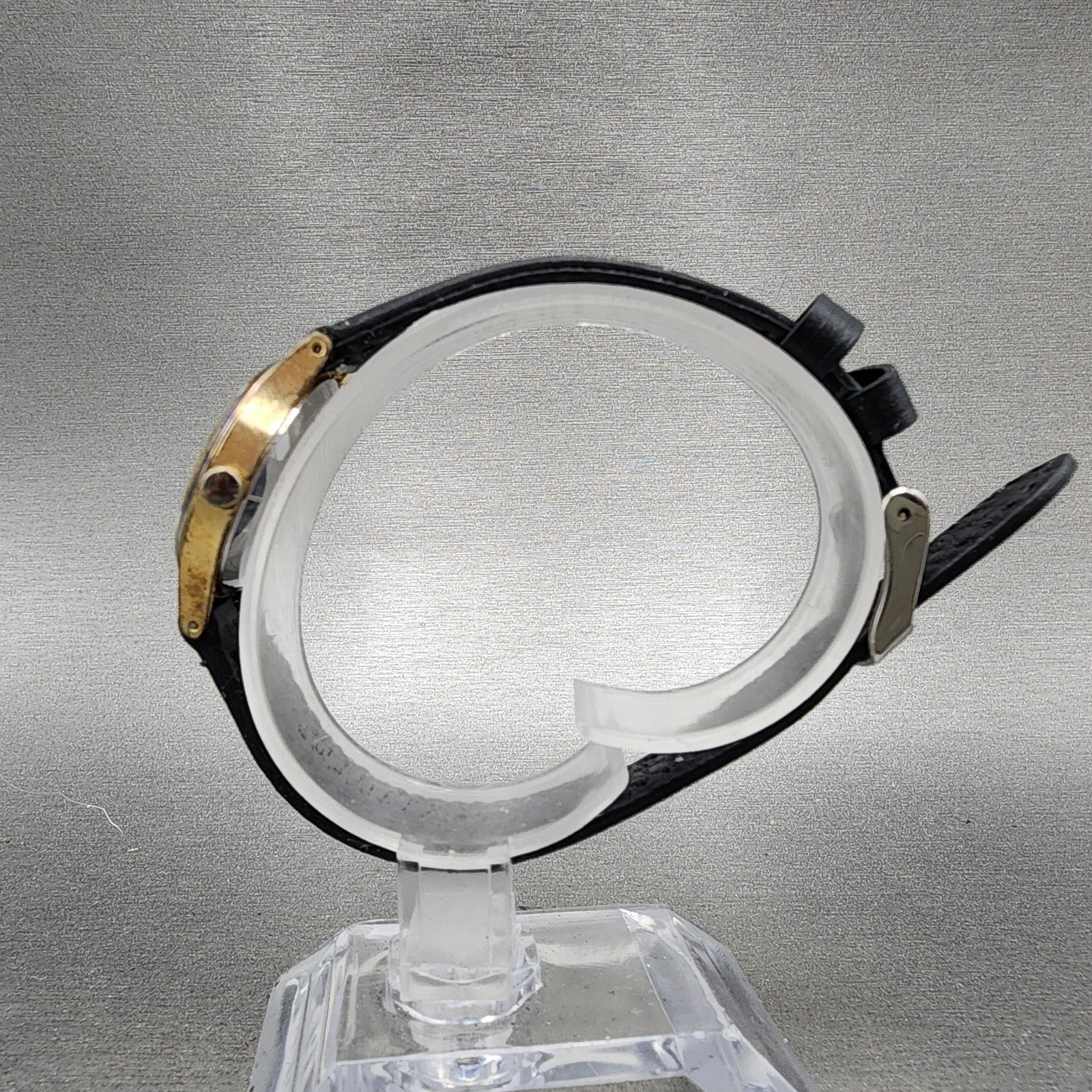 Seiko Watch Women 25mm Silver Dial Gold Tone Round 26210130 New Battery6