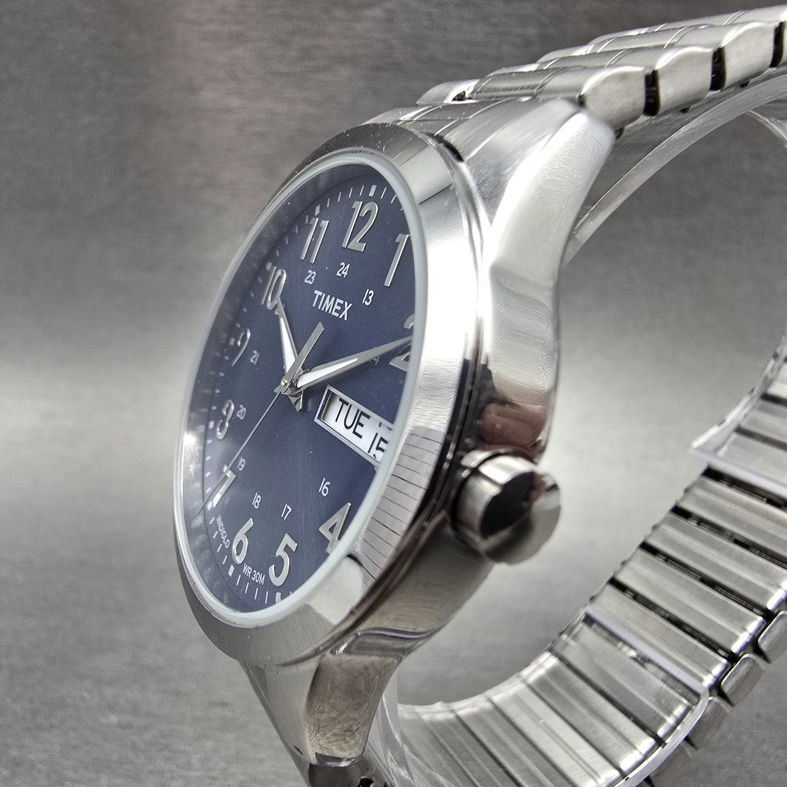 Timex South Street Watch Men 36mm Blue Dial Silver Tone Daydate T2M933 New Batt2