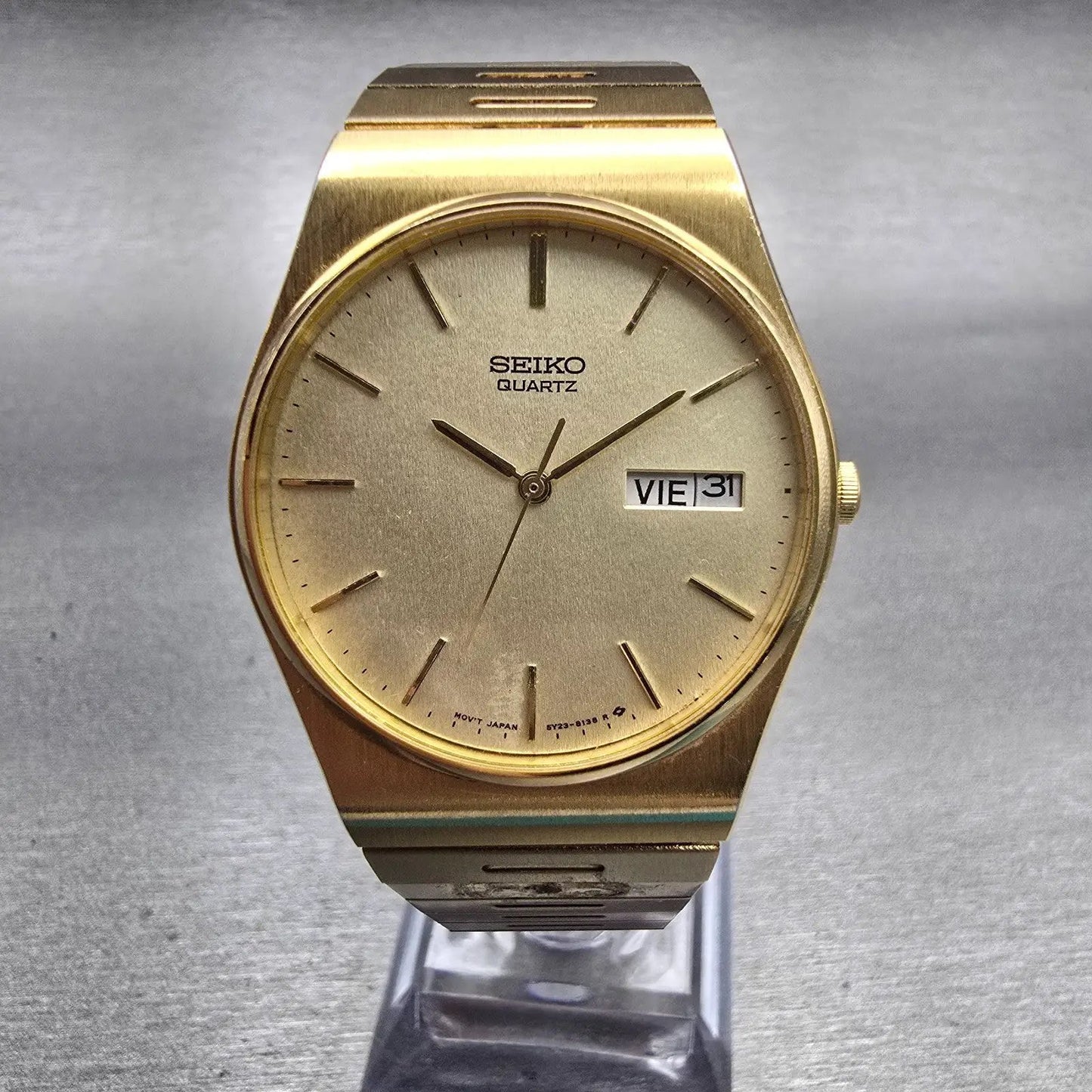 Seiko Watch Men 33mm Champagne Dial Gold Tone Daydate Round 5Y23-8119 New Batt0