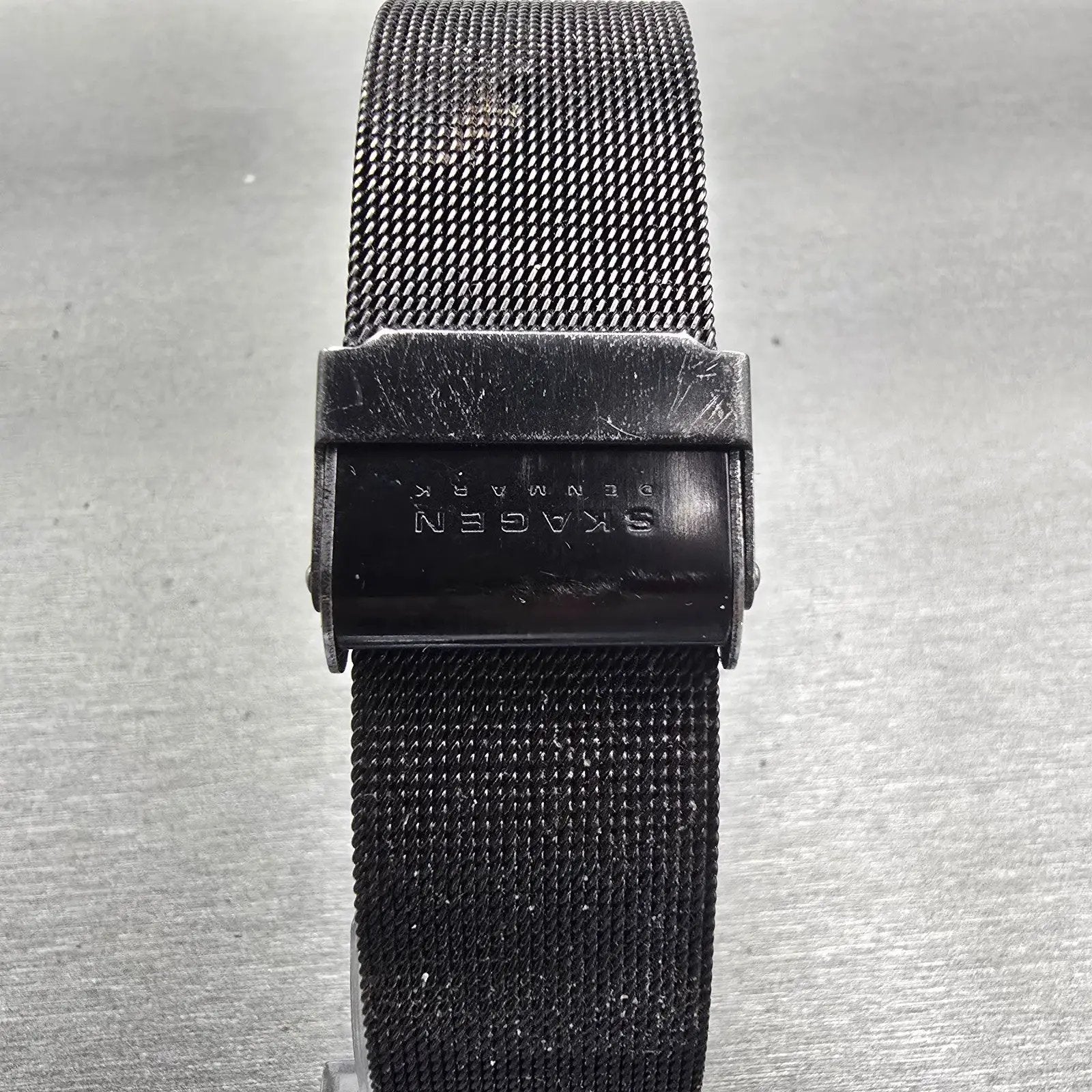 Skagen Denmark Watch Men 37mm Black Dial Titanium Date Round 233XLTMB New Batt7
