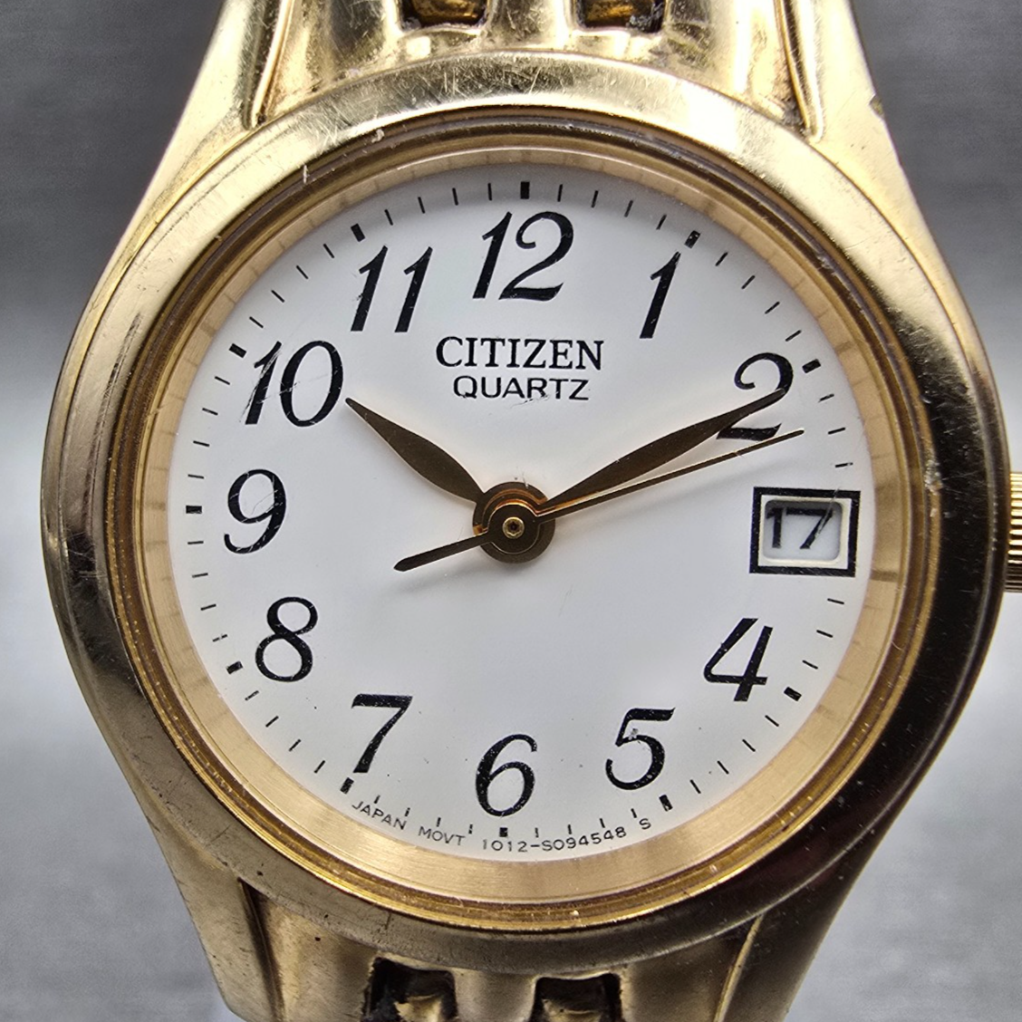 Citizen Watch Women 24mm White Dial Gold Tone Date Round 1012-S063612 New Batt1