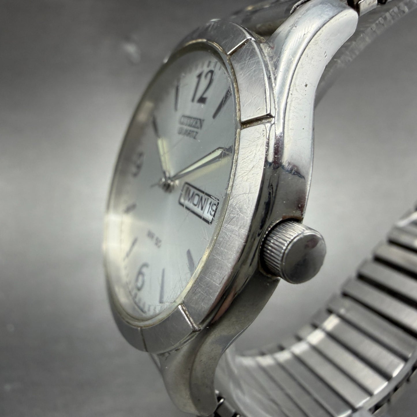 Citizen Watch Men 37mm Silver Dial Silver Tone Daydate Round 2500-S047412 NewBat2