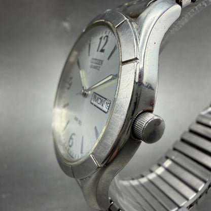Citizen Watch Men 37mm Silver Dial Silver Tone Daydate Round 2500-S047412 NewBat2