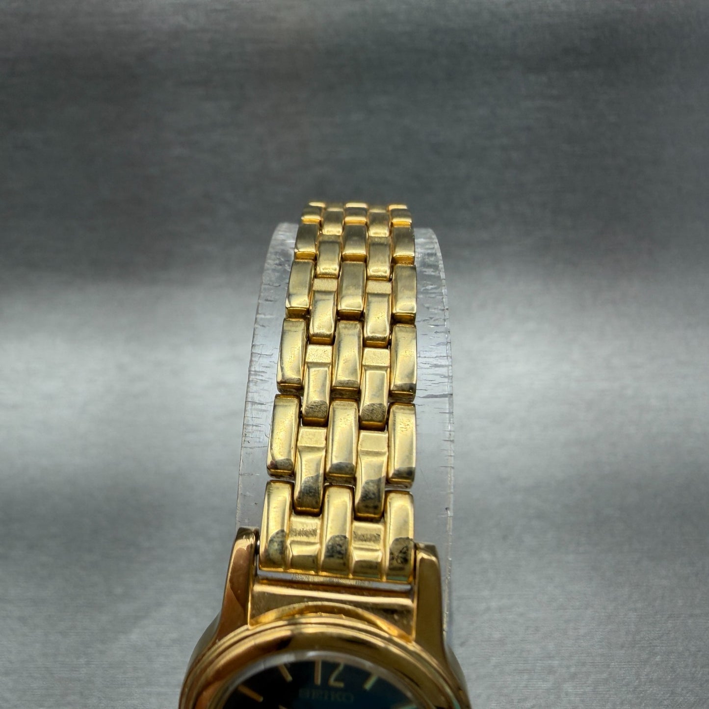 Seiko Watch Women 19mm Black Dial Gold Tone Round 1n01-0gd0 New Battery Vintage4