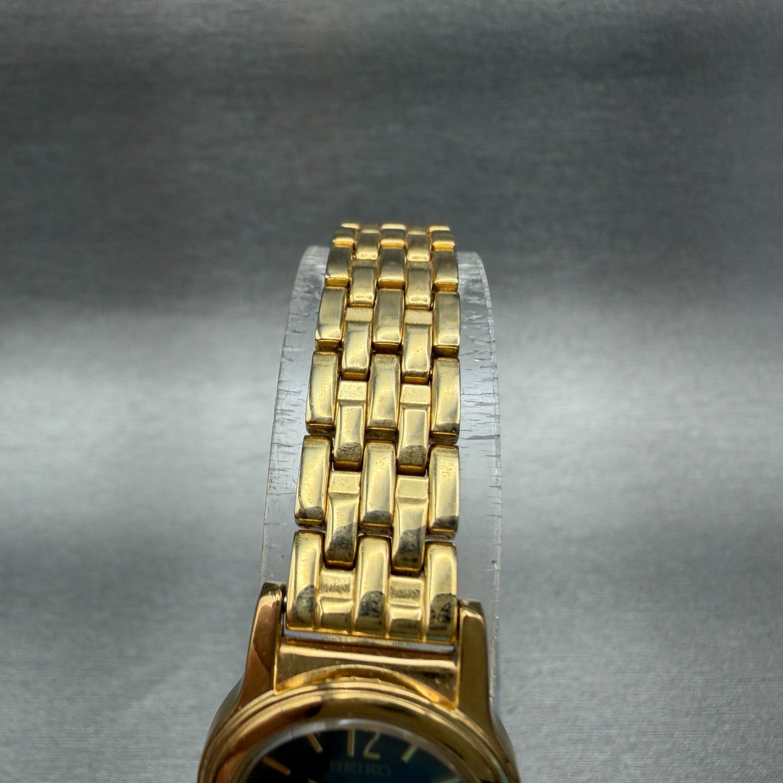Seiko Watch Women 19mm Black Dial Gold Tone Round 1n01-0gd0 New Battery Vintage4