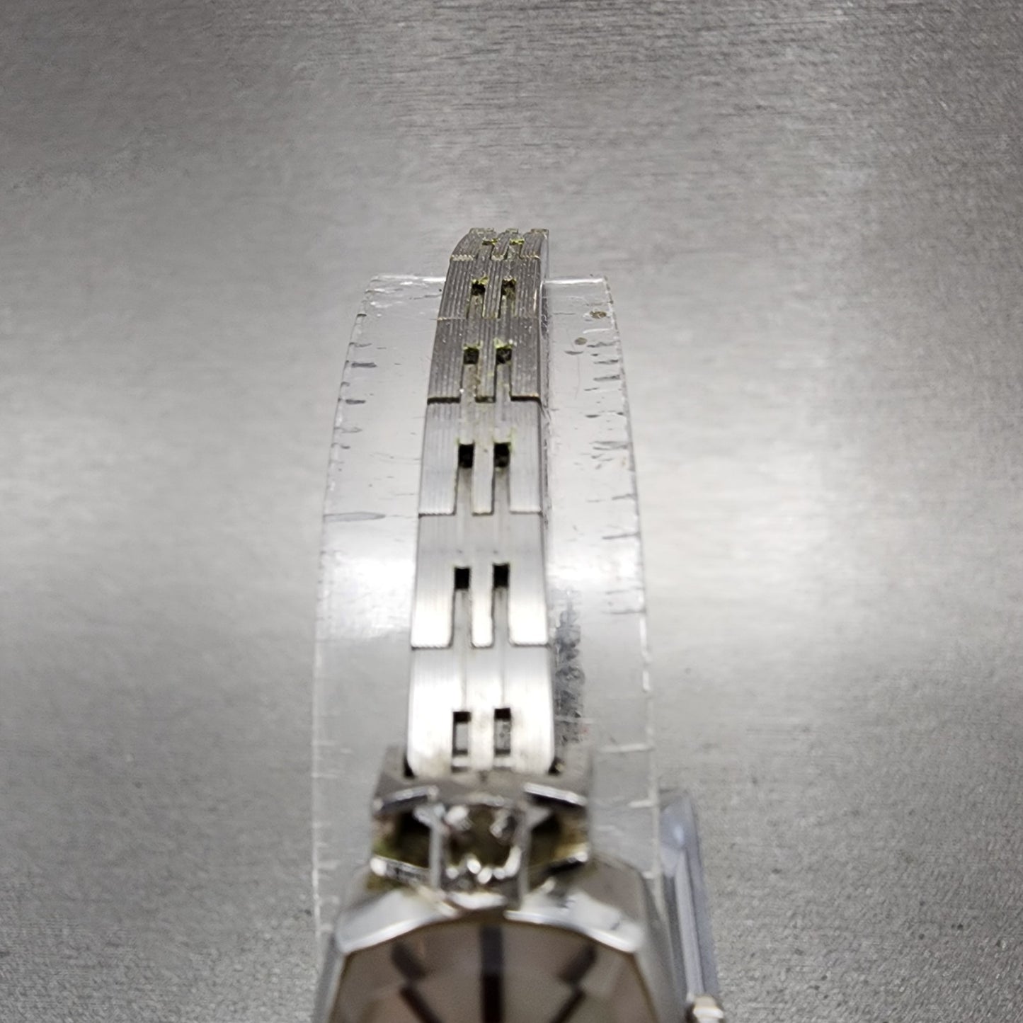 Seiko Solar Watch Women 15mm White Dial White Gold Plated Diamonds Manual Wind4