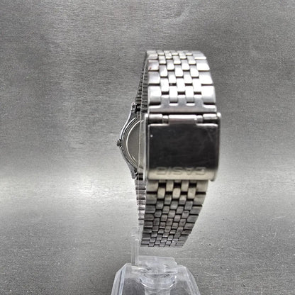 Casio MQ-514 Watch Men 33mm Silver Dial Silver Tone Round Daydate New Battery ZA9