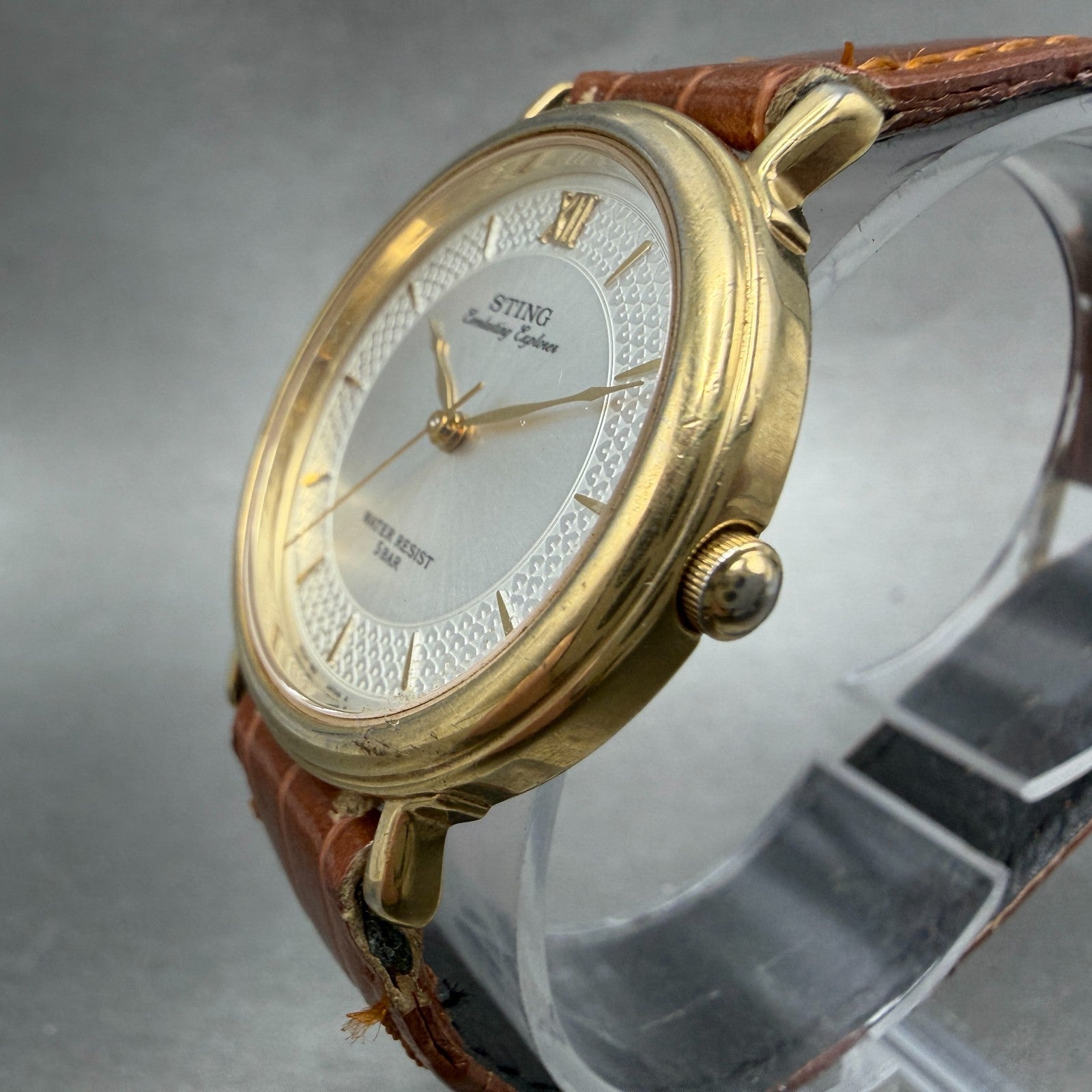 Casio Sting Watch Men 32mm Silver Dial Gold Tone Round STN-215 New Battery2