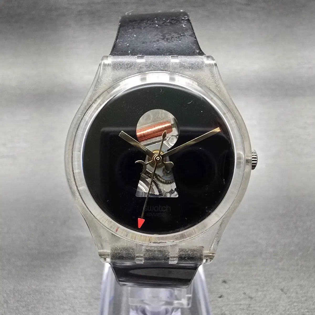 Swatch Porte Jarretelles Watch Men 34mm Black Dial Clear Case GK316 New Battery0
