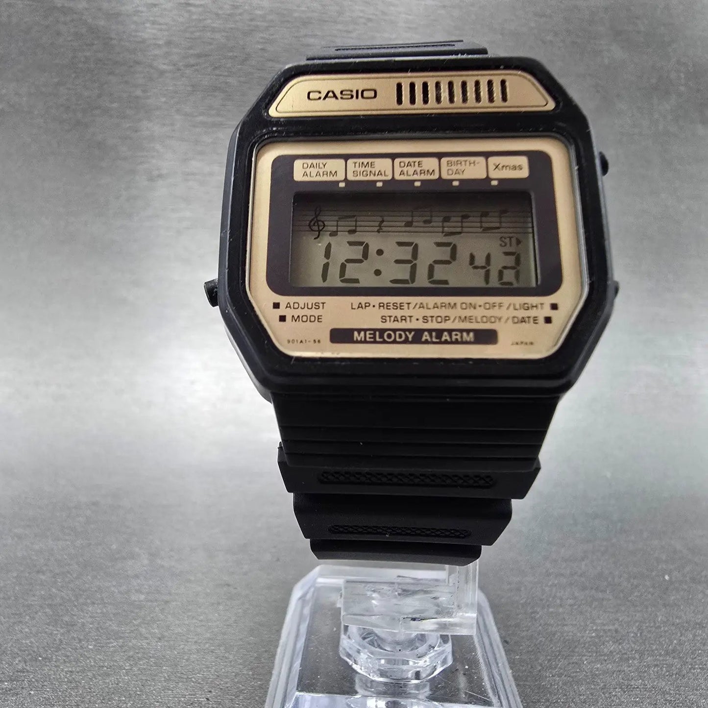 Casio Melody Alarm Watch Men 35mm Gold Dial Black Tone Octagon 82H108 New Batt5