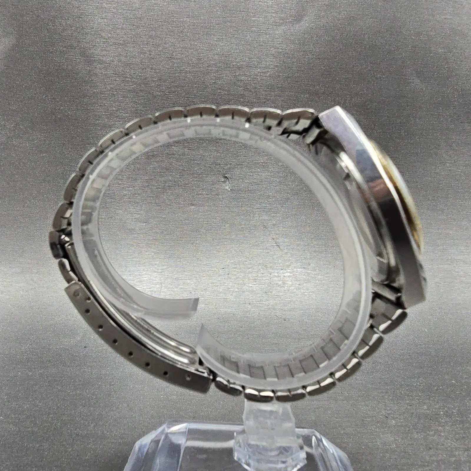 Seiko SQ Watch Men 35mm Silver Dial Two Tone Daydate Round 7123-8449 PARTS9