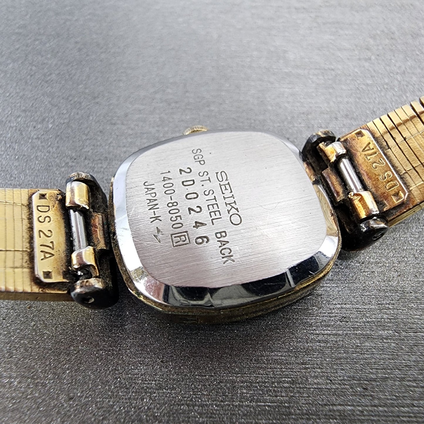 Seiko Watch Women 19mm Cream Dial Gold Tone Rectangle 14008050 New Battery10