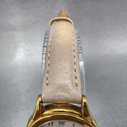 Seiko Watch Women 25mm White Dial Gold Tone 7n016880 New Battery4
