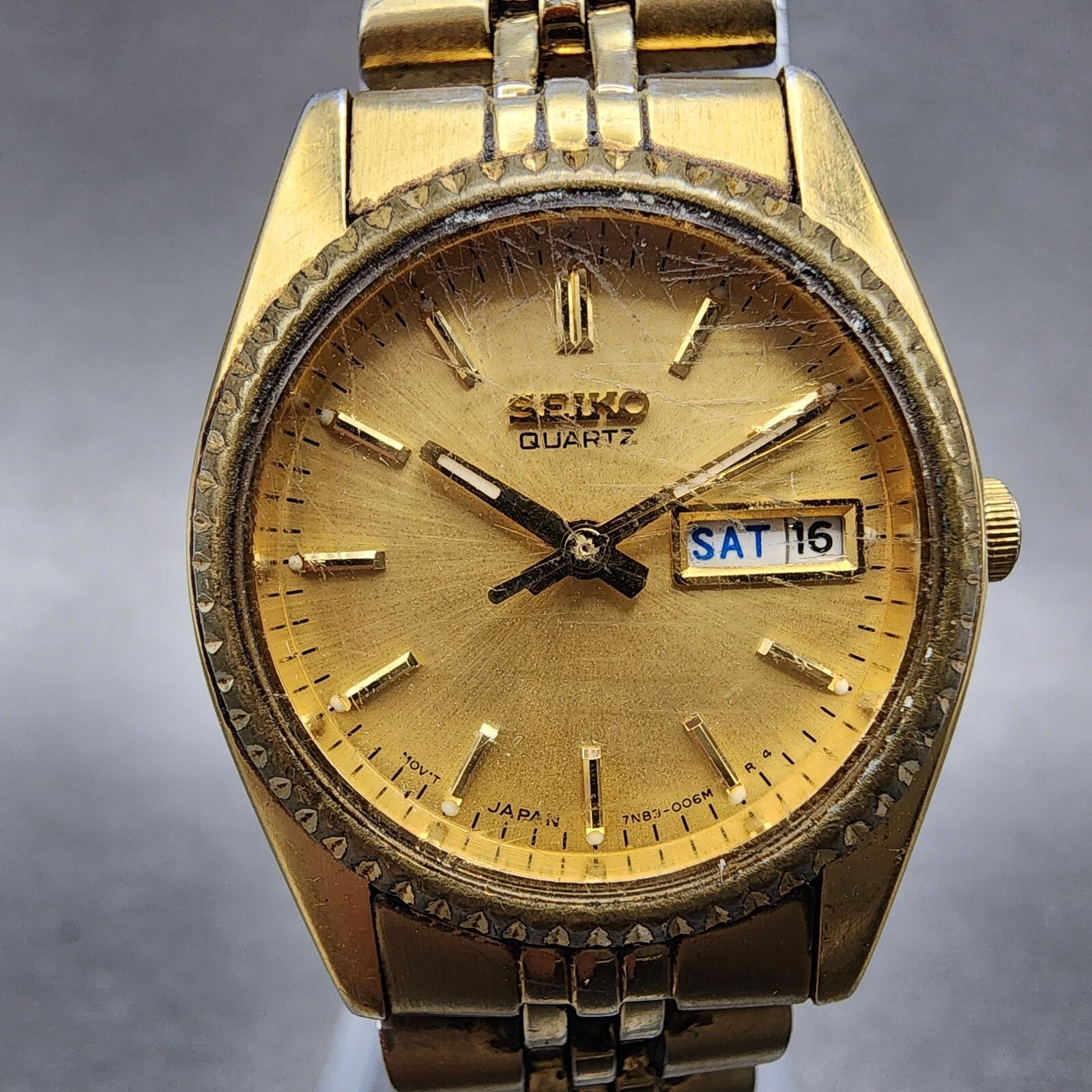 Seiko Watch Women 24mm Gold Dial Gold Tone Daydate Round 7N830041 New Battery1