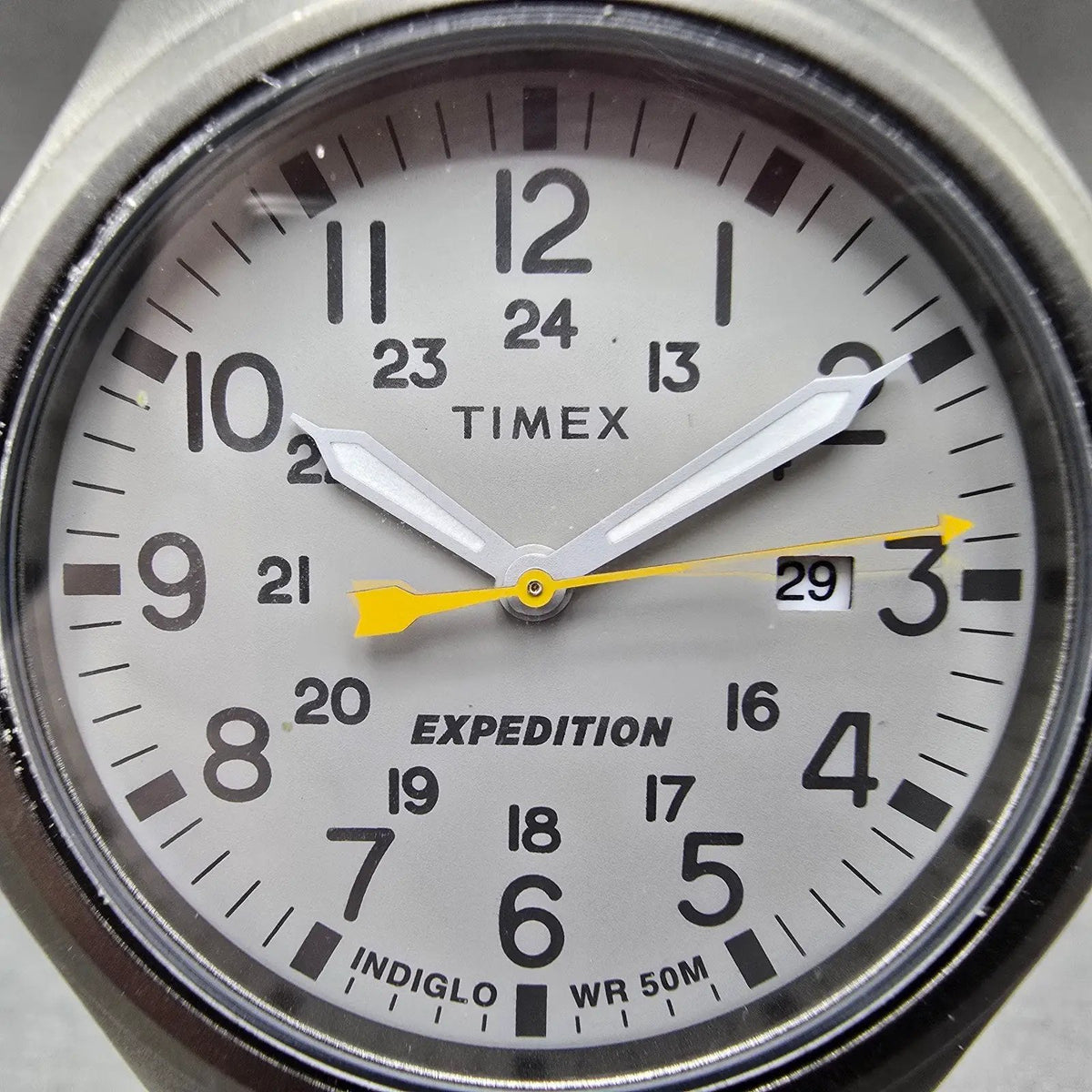 Timex Expedition Scout Watch Men 40mm Gray Dial Black Date Round New Battery LK1