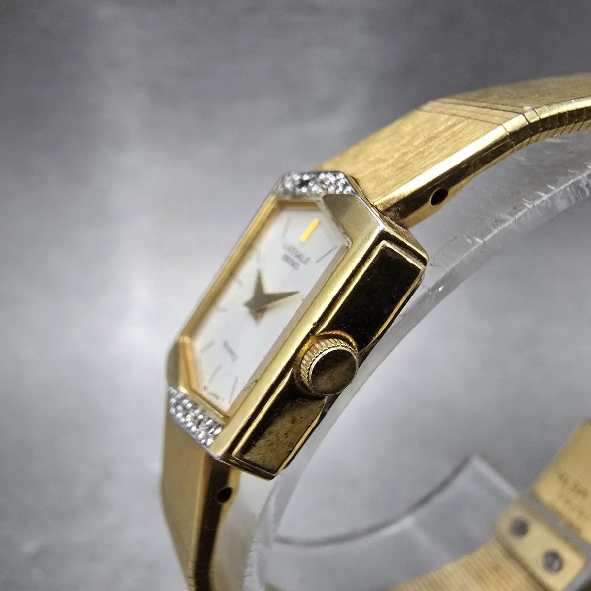 Seiko Lassale Watch Women 13mm White Dial Gold Hexagon Diamond 1E50-5039 PARTS3