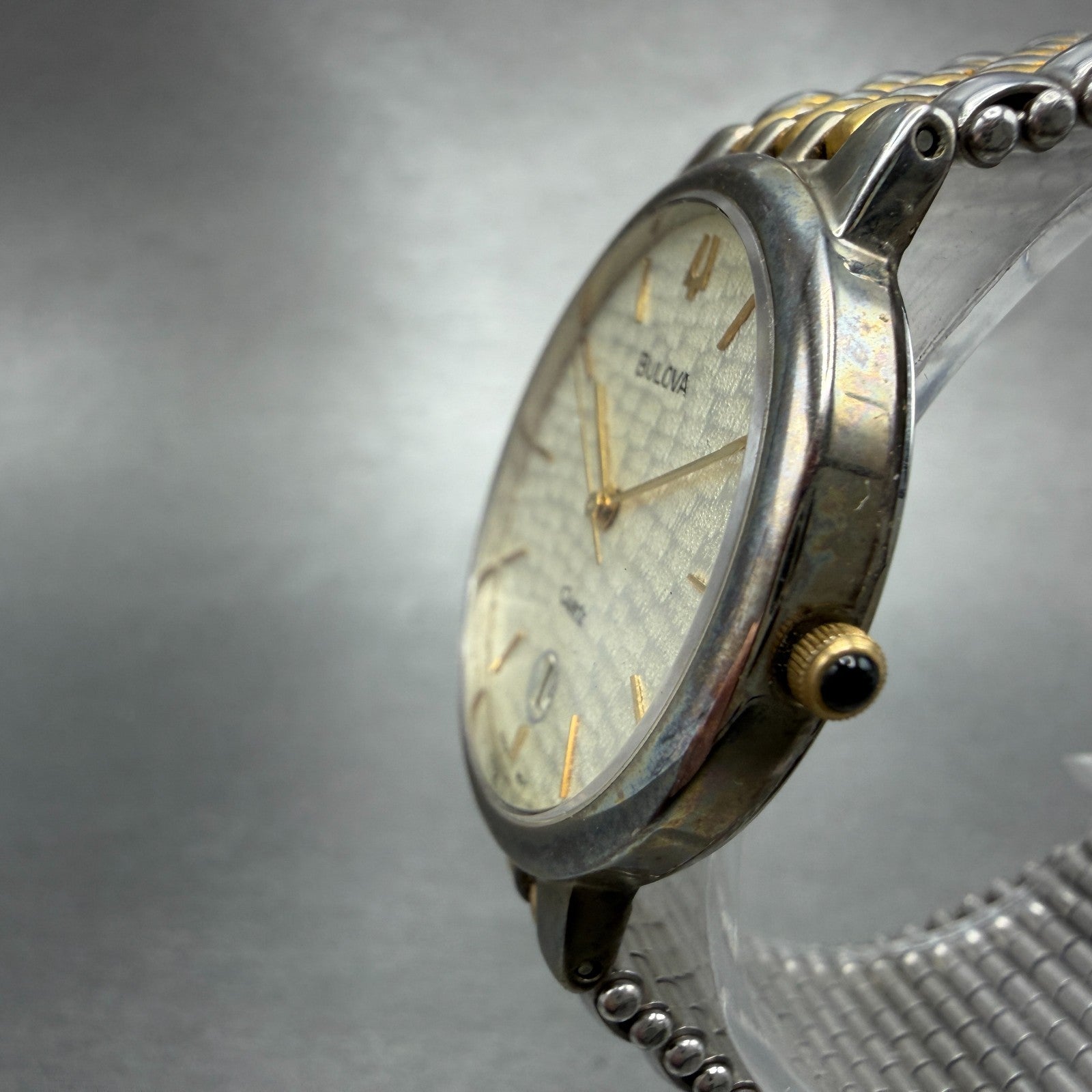 Bulova Watch Men 33mm Champagne Dial Two Tone Date Round New Battery Bracelet2