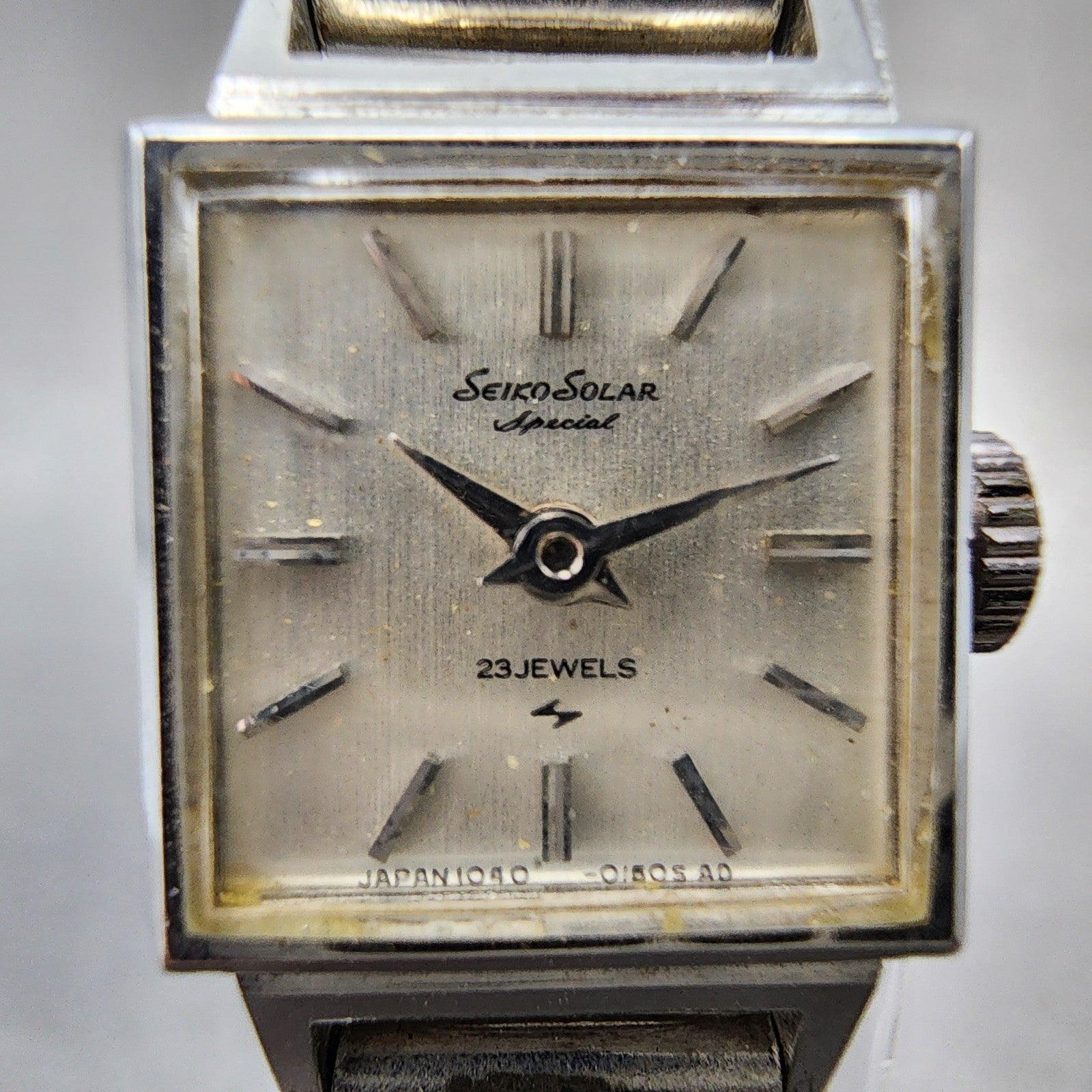 Seiko Solar Special Tank Watch Women 15mm Silver Tone Stainless Steel Runs1