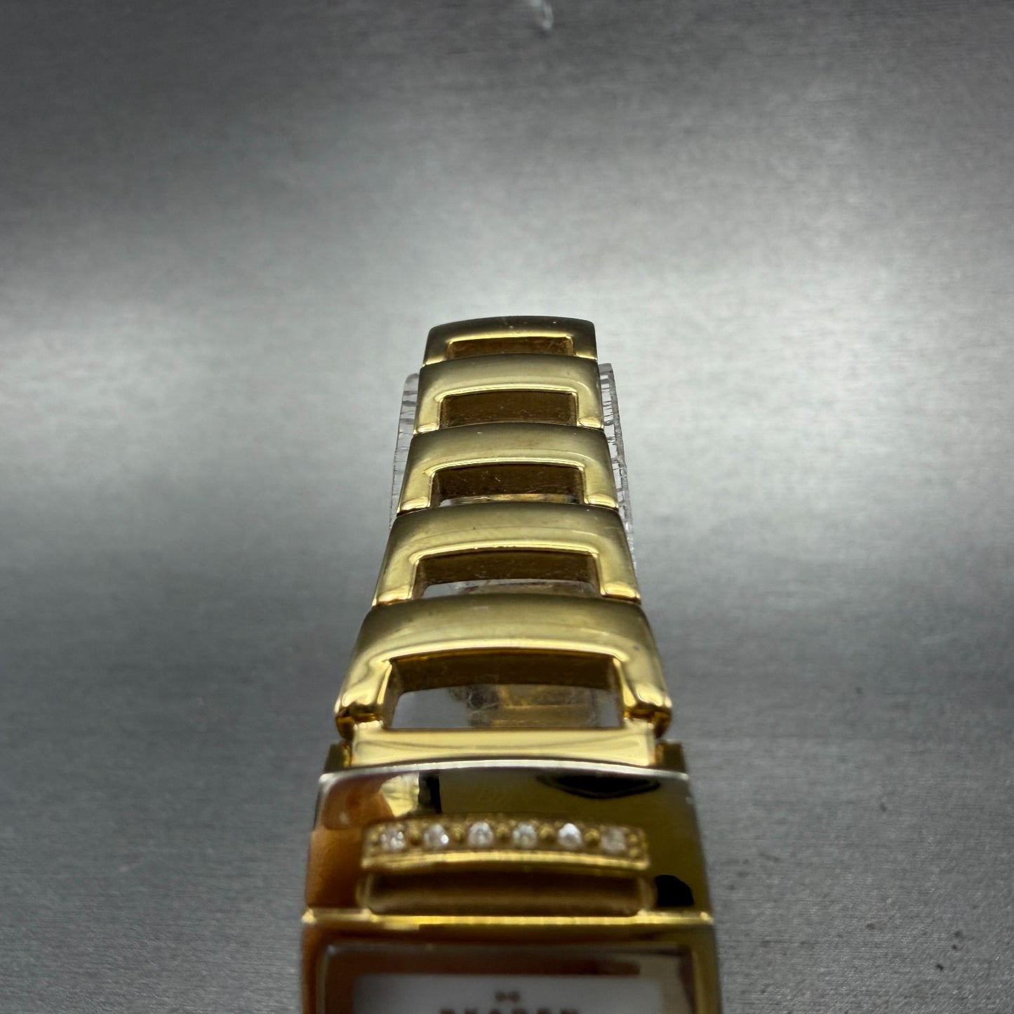Skagen Tank Watch Women 21mm MOP Dial Gold Tone Diamond Bezel New Battery4