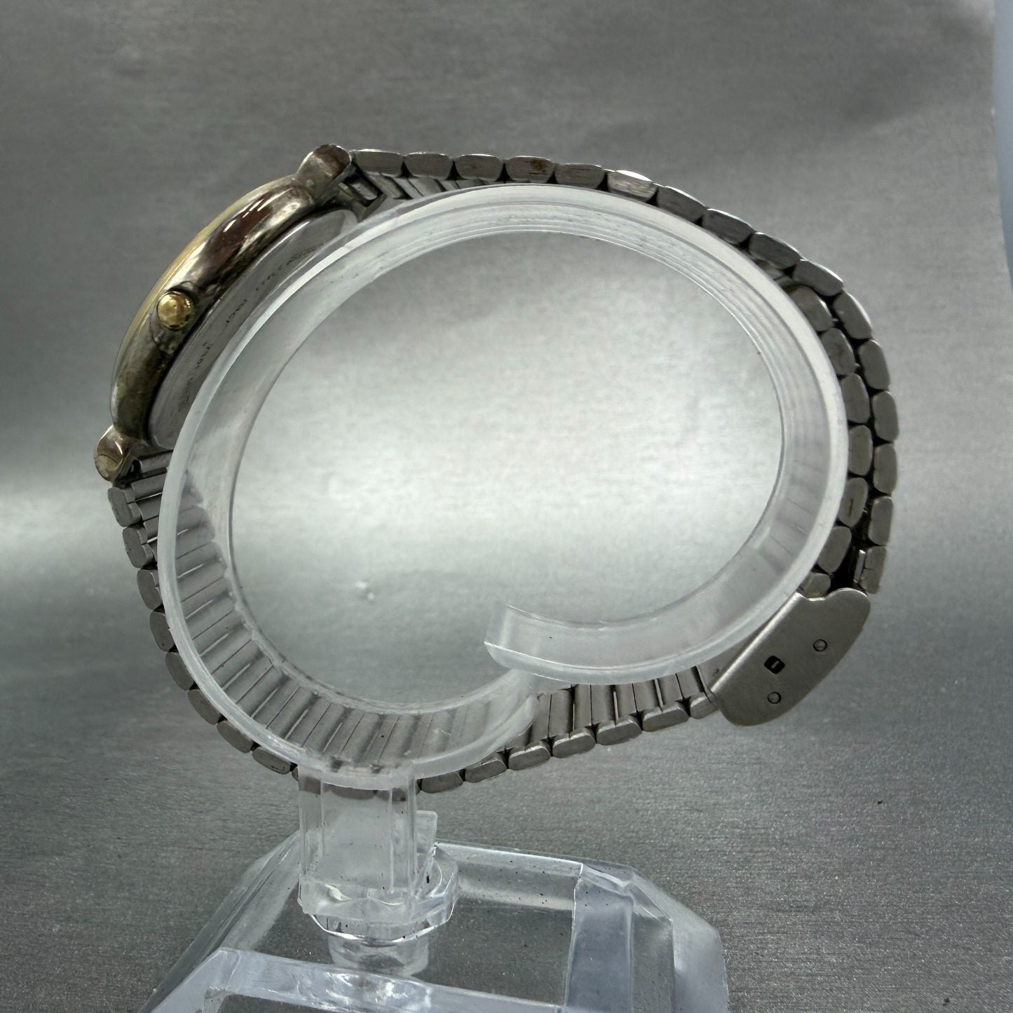 Seiko Alba Urban Watch Unisex 32mm White Dial Two Tone V301-6080 New Battery6