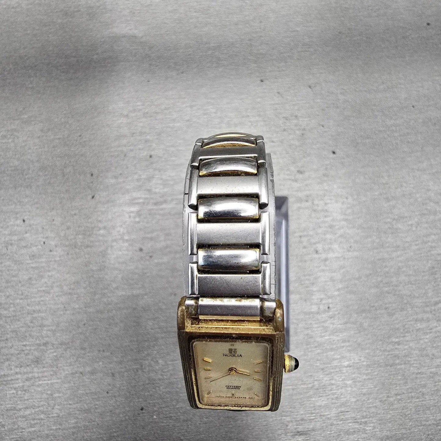 Citizen Nobila Watch Women 17mm Cream Dial Gold Tone 2200-Y53911 New Battery VTG4