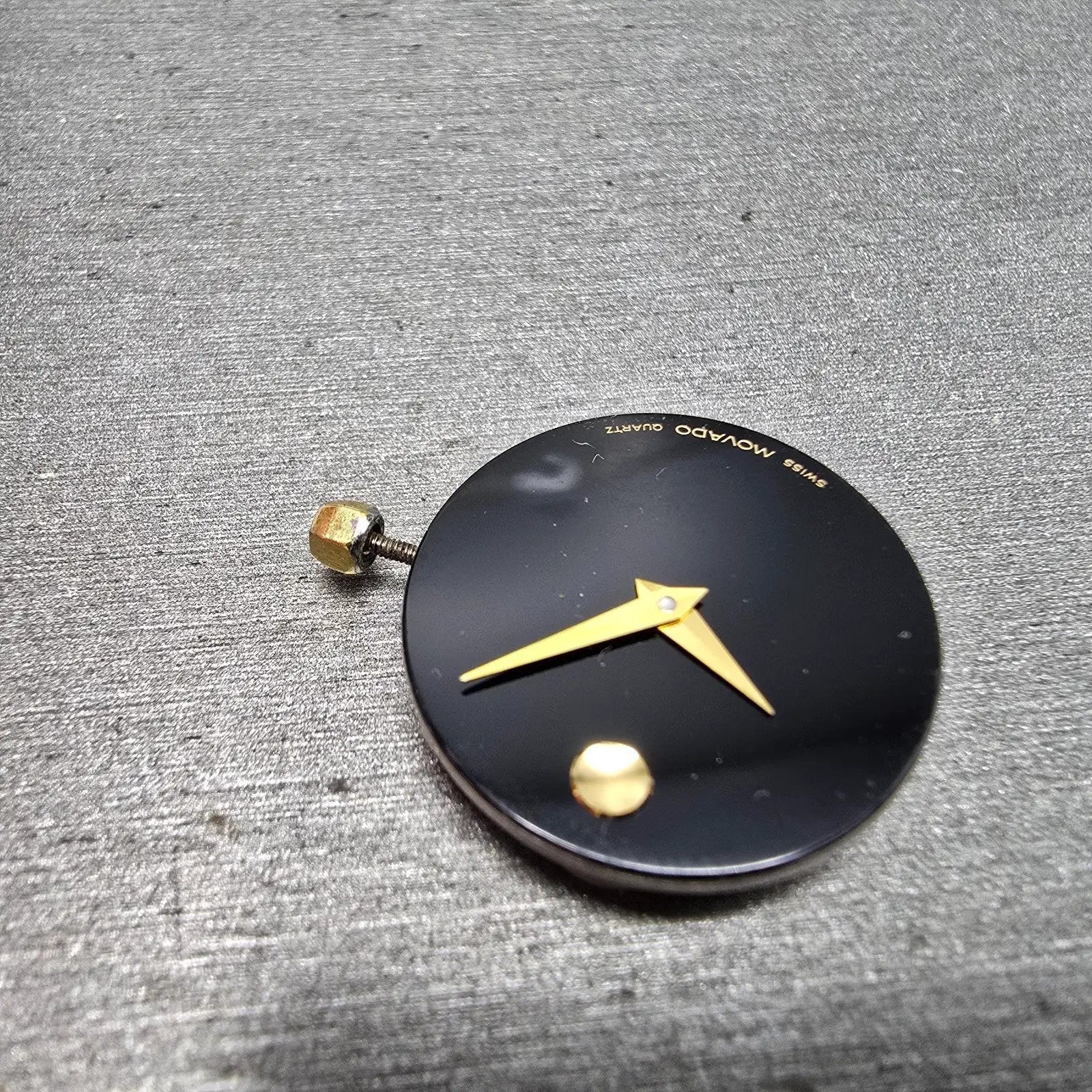 ETA 956.032 Quartz Movement 2 Hand 7 Jewels No Date Movado Dial and Hands9