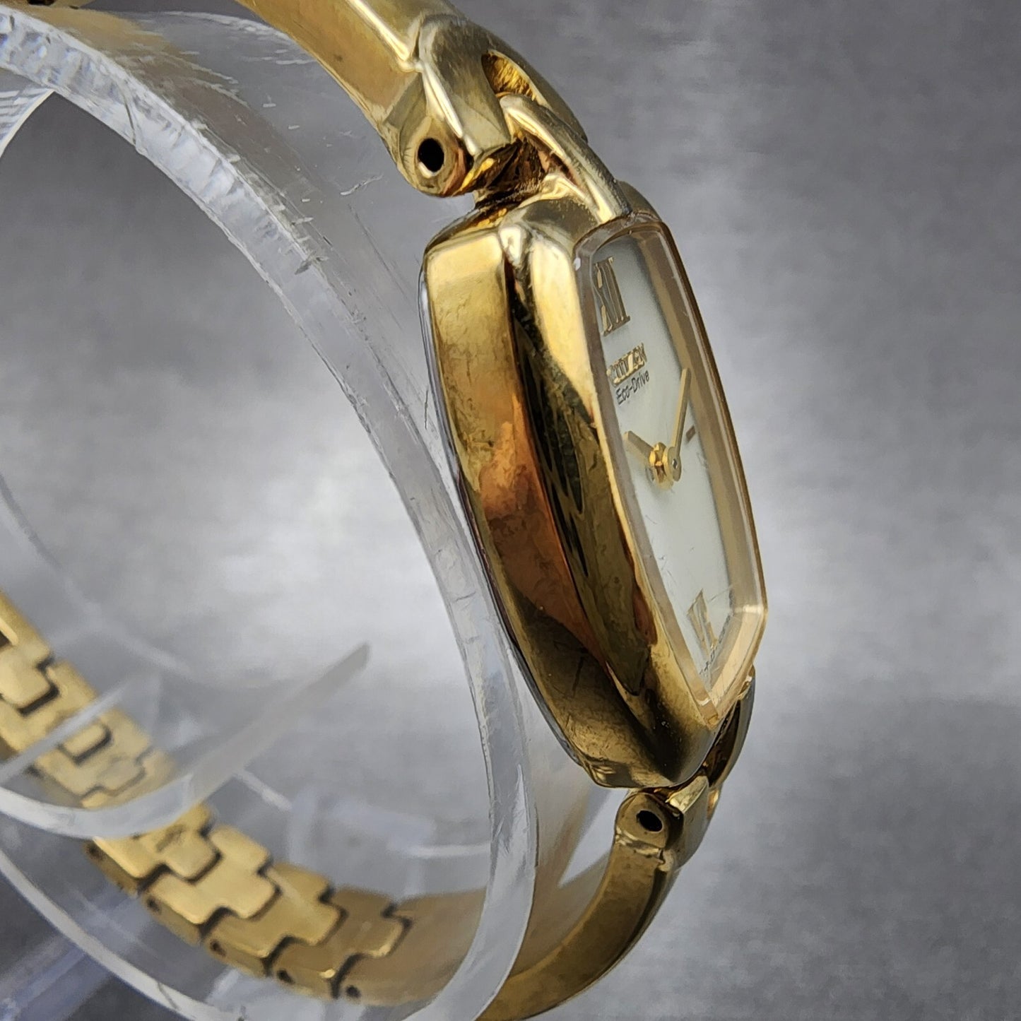 Citizen EcoDrive Watch Women 17mm Cream Dial Gold Tone Rectangle Runs3