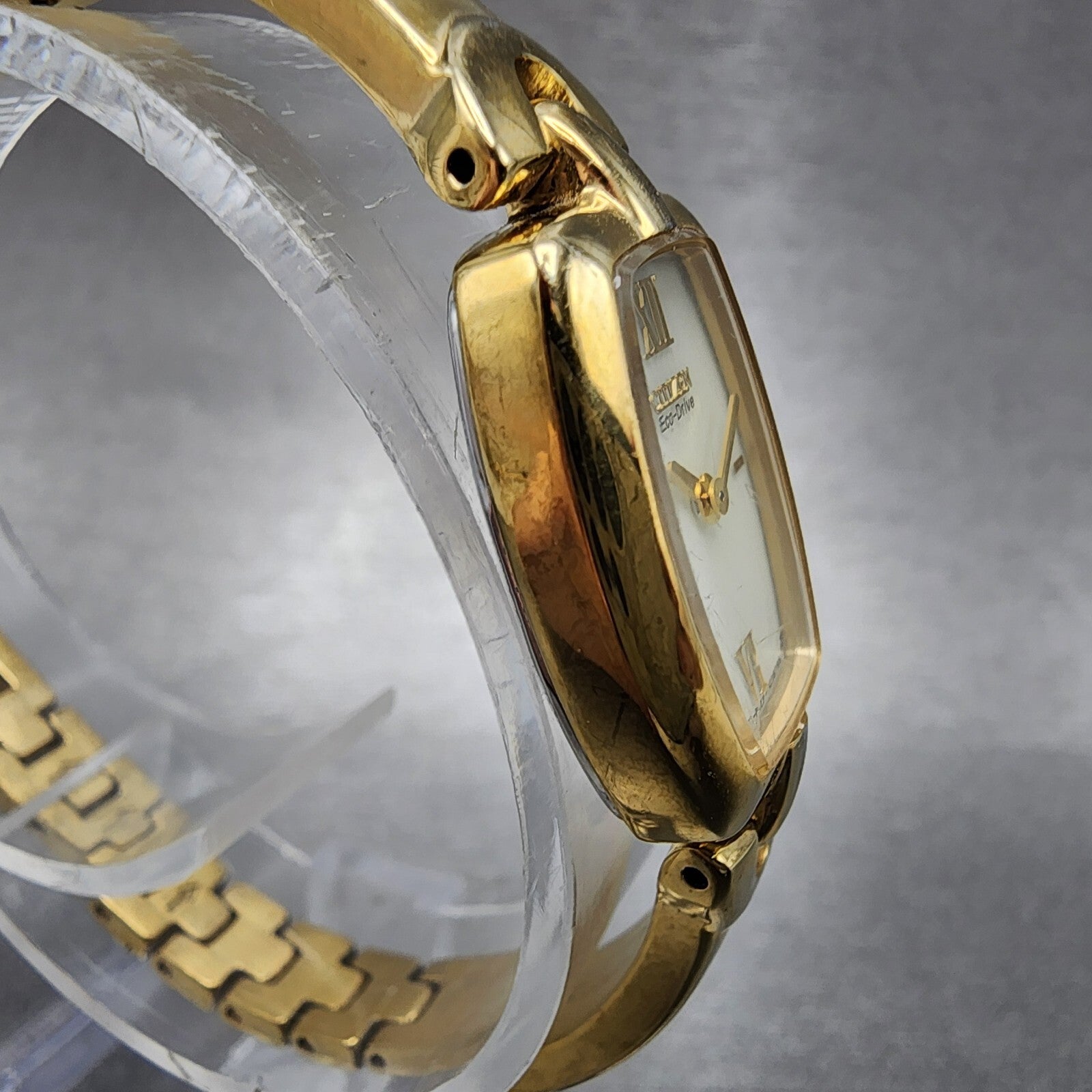 Citizen EcoDrive Watch Women 17mm Cream Dial Gold Tone Rectangle Runs3