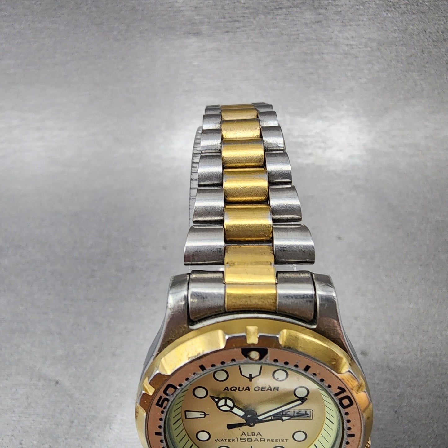 Seiko ALBA Aqua Gear Watch Women 31mm Champagne Dial Two Tone Daydate New Batt4