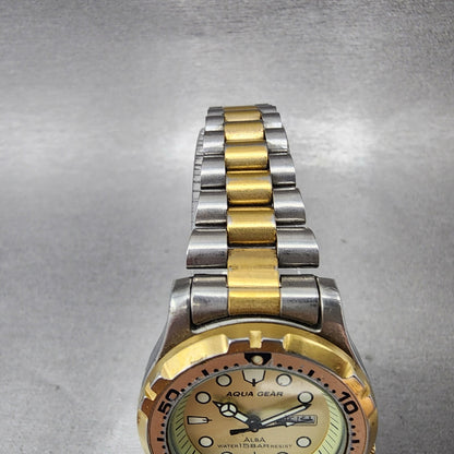 Seiko ALBA Aqua Gear Watch Women 31mm Champagne Dial Two Tone Daydate New Batt4