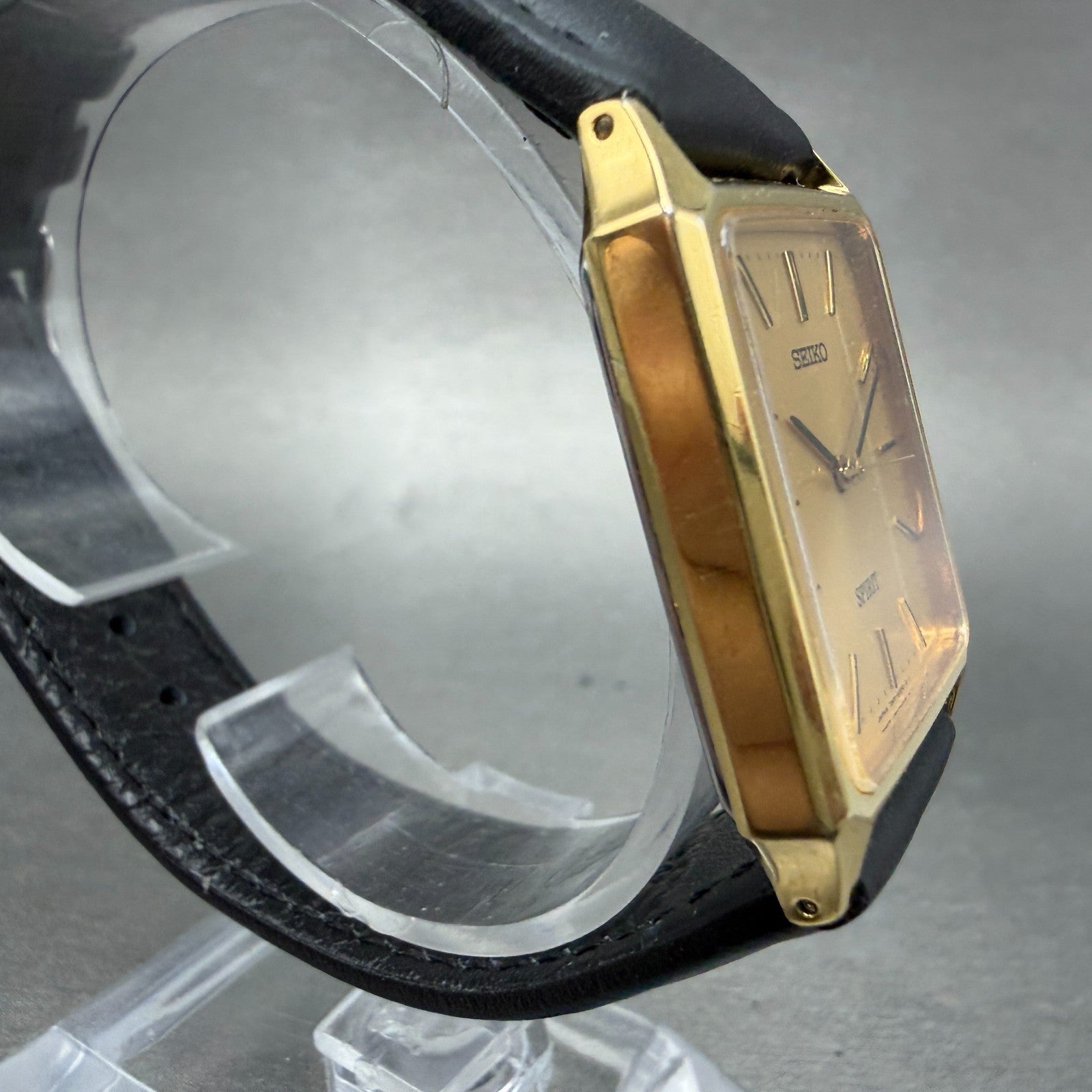 Seiko Spirit Tank Watch Men 25mm Champagne Dial Gold Tone 7N01-5180 New Battery3
