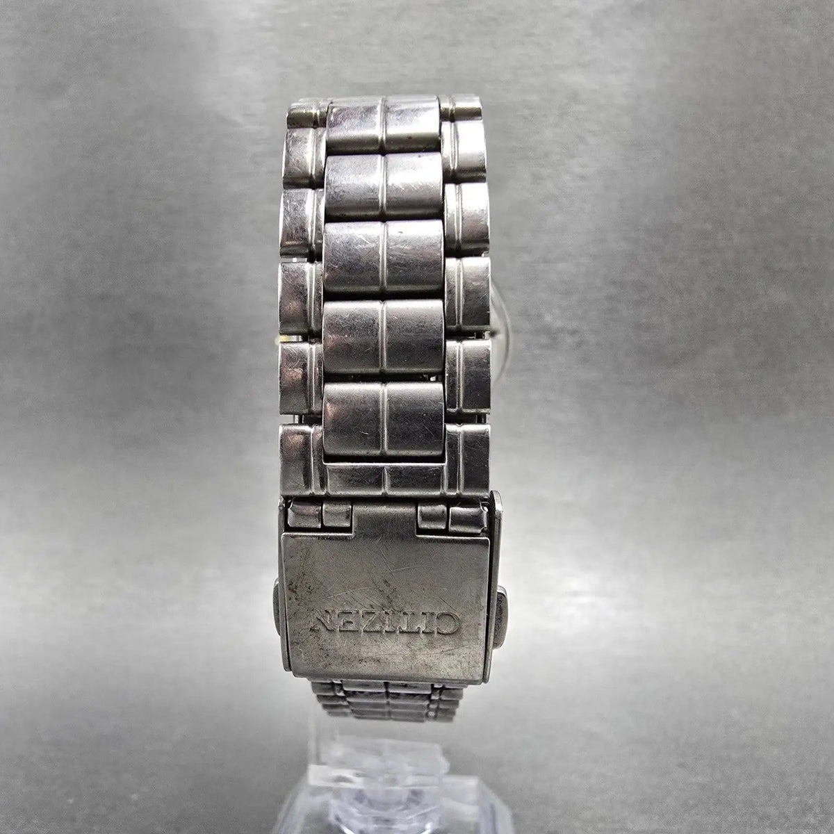 Citizen Eco-Drive Watch Men 35mm White Dial Silver Date Round E110-S95625 Runs7