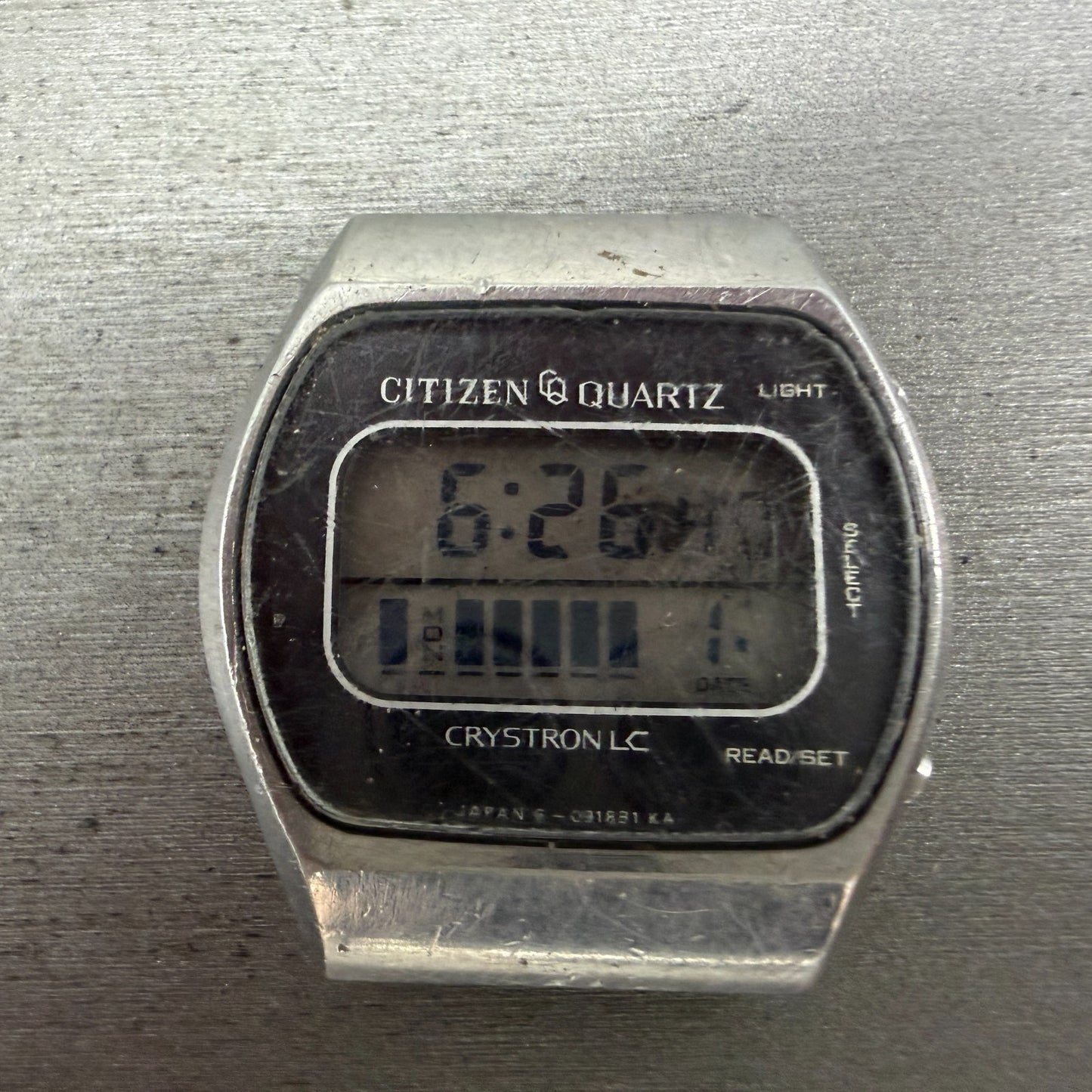 Citizen Digital Watch Men 35mm Digital Silver Tone Daydate Round READ!! New batt1