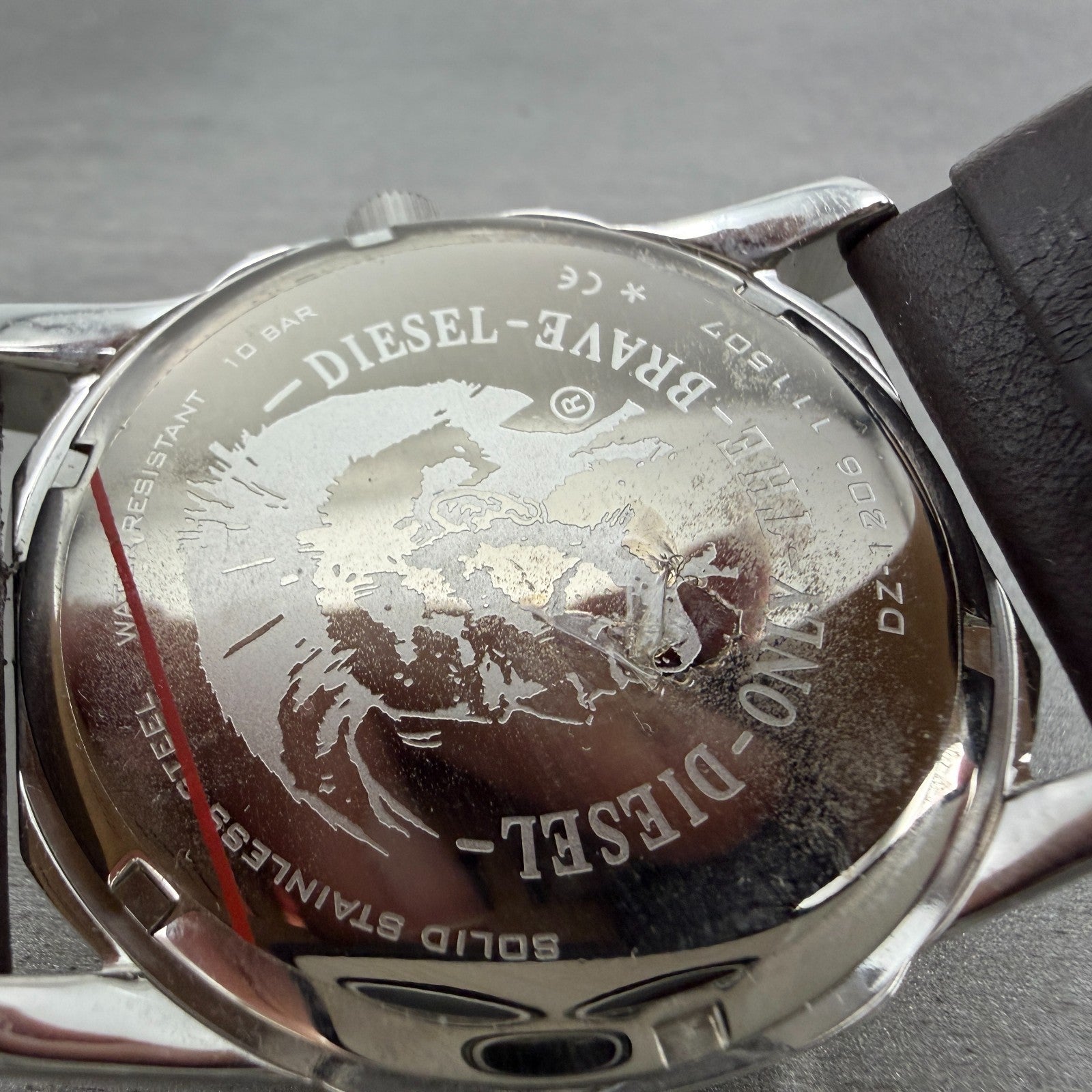 Diesel Master Chief Watch Men 45mm Black Dial Silver Tone Date Round New battery9