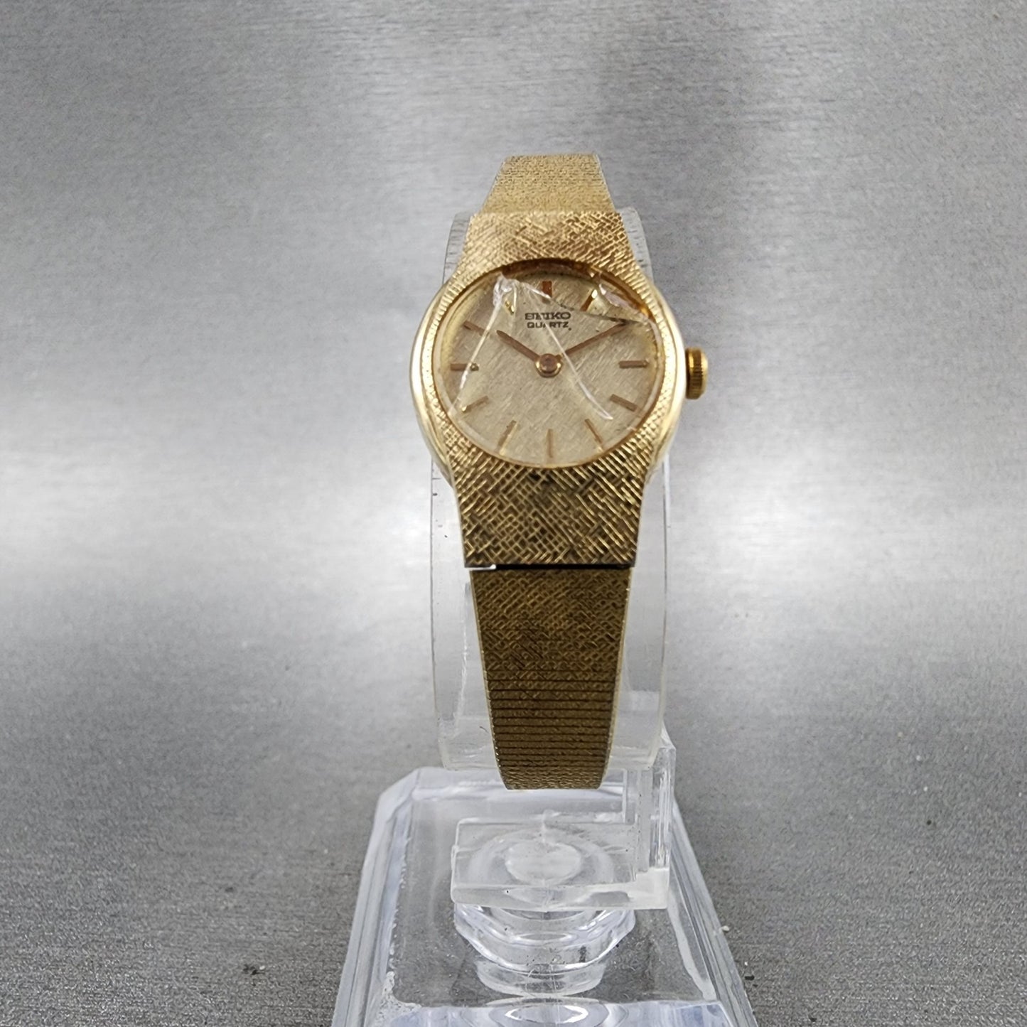 Seiko Watch Women 17mm Champange Dial Gold Tone Round 2C200149 New Battery5