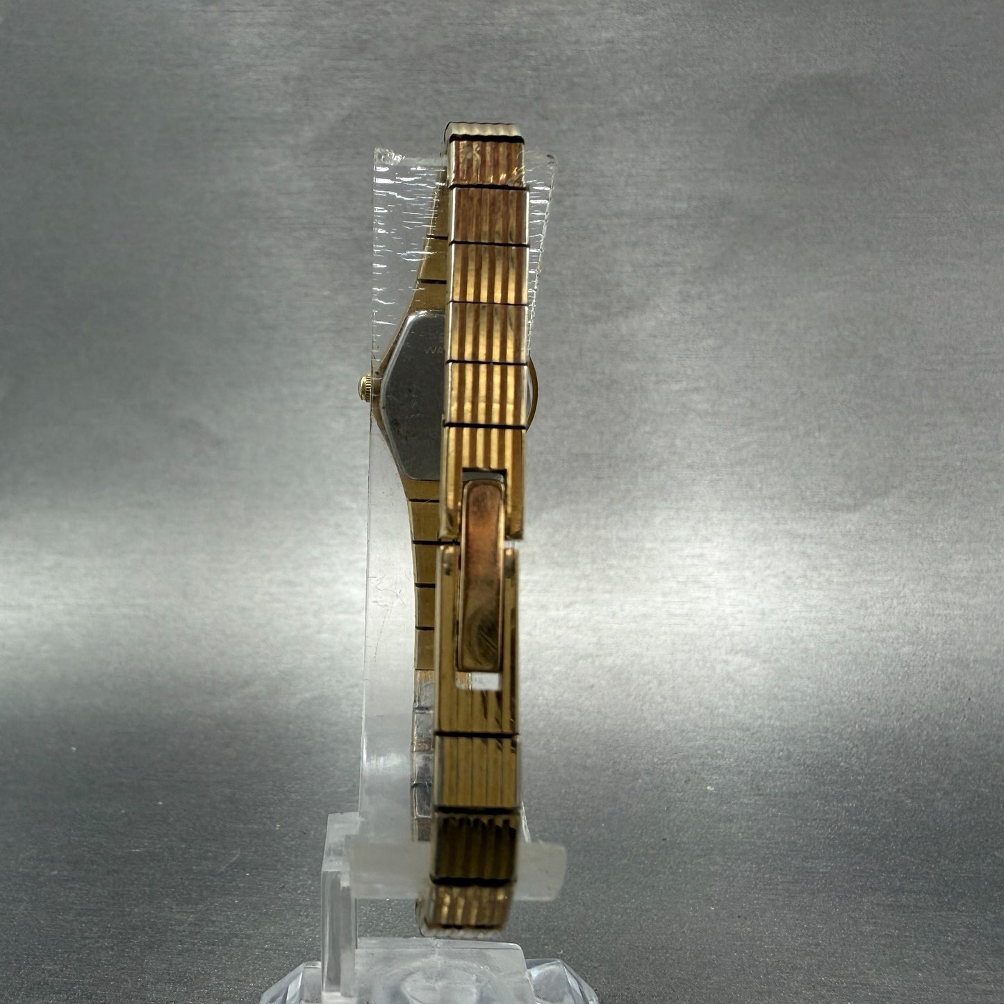Bulova Watch Women 16mm Silver Dial Gold Tone Round 92K76 New Battery Vintage7