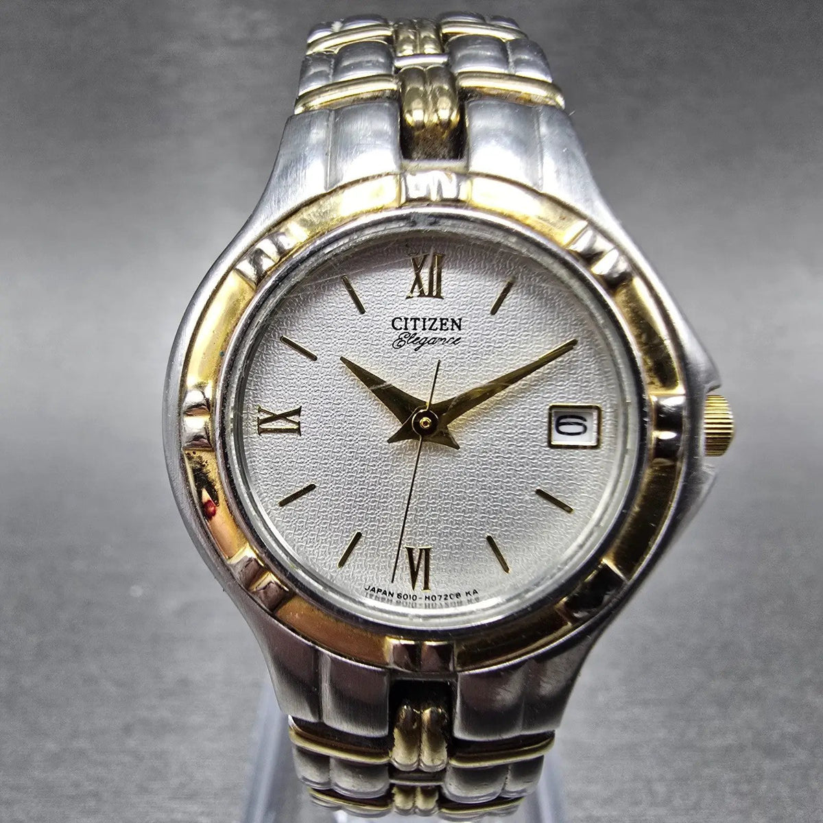 Citizen Elegance Watch Women 25mm Silver Dial Two Tone Date 6010-H04538 New Batt0
