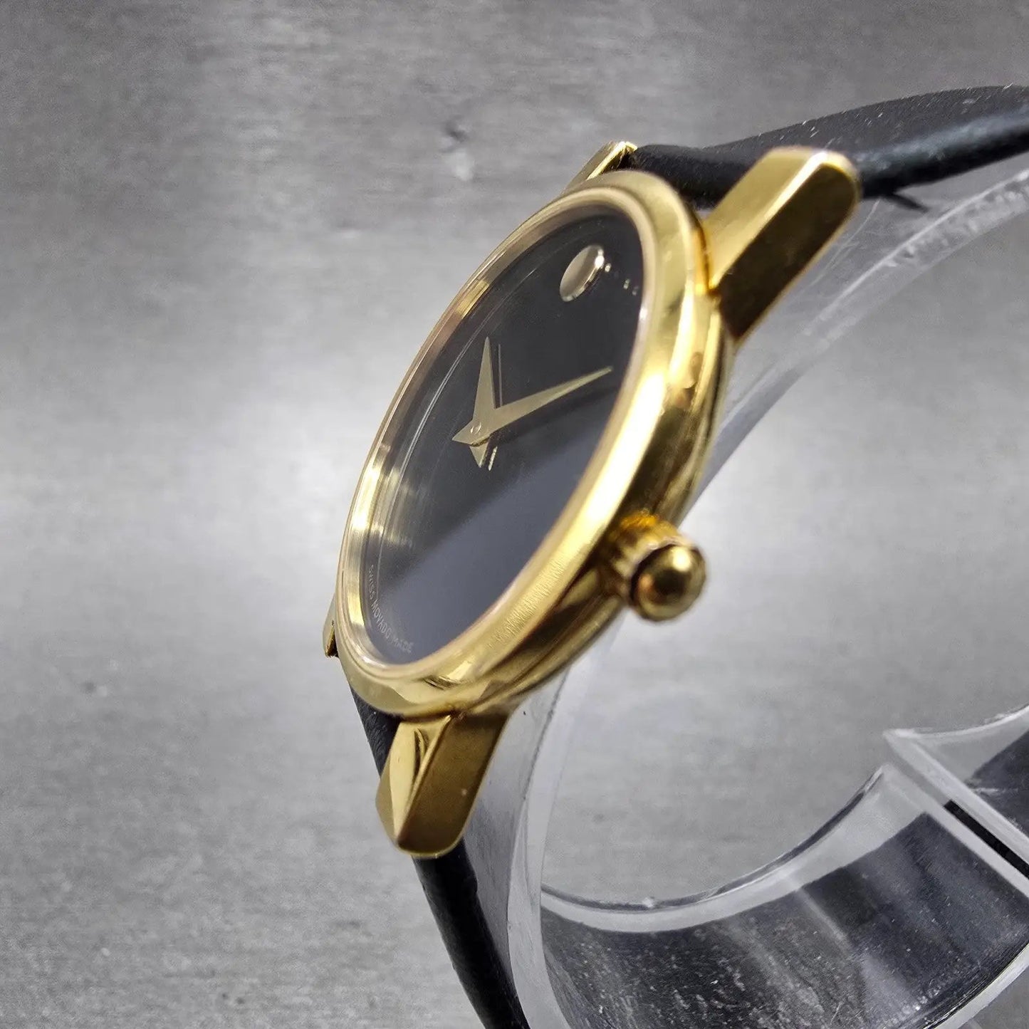 Movado Museum Watch Women 25mm Black Dial Gold Tone Round 87 A1 845 New BatteryL2