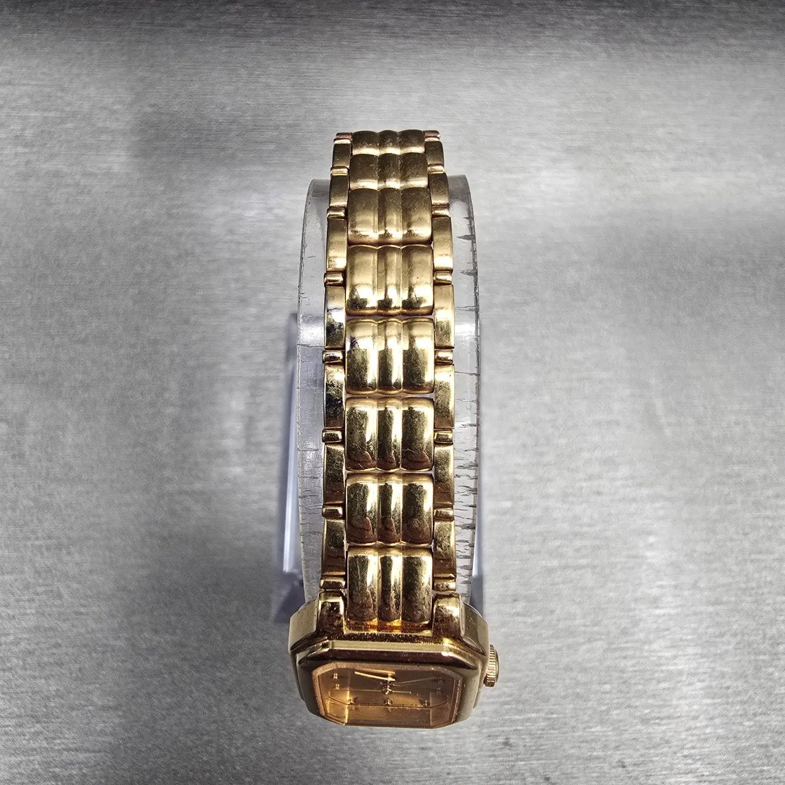 Seiko Tank Watch Women 18mm Gold Dial Gold Tone Rectangle V401-5250 New Battery4