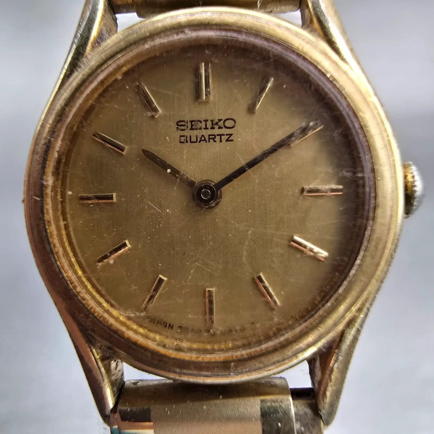 Seiko Watch Women 19mm Gold Dial Gold Tone Round 2P20-0080 New Battery Vintage1