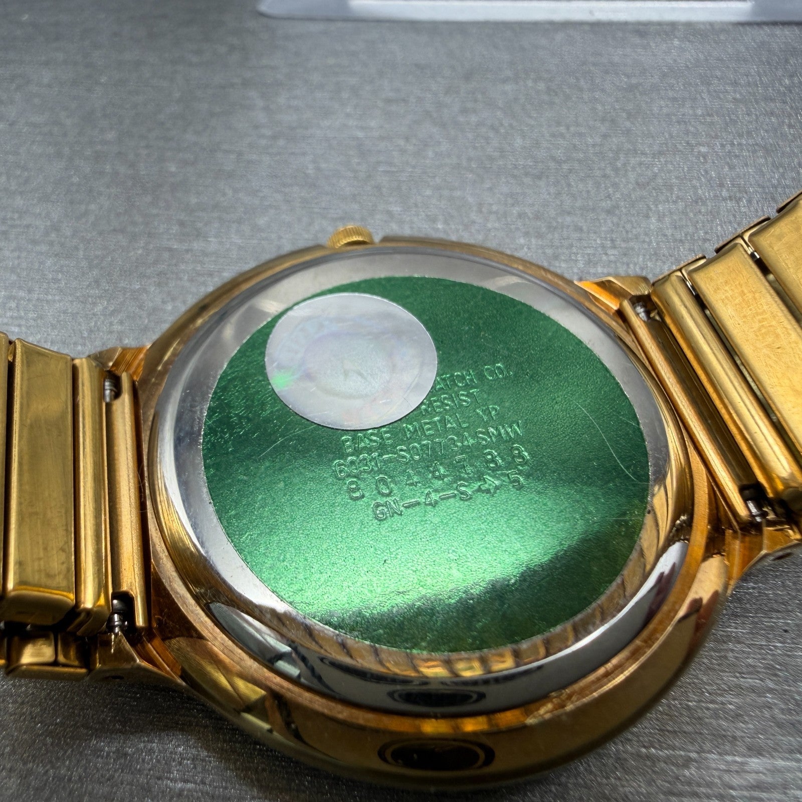 Citizen Watch Men 35mm White Dial Gold Tone Round 6031S07734 NOS PARTS Vintage10