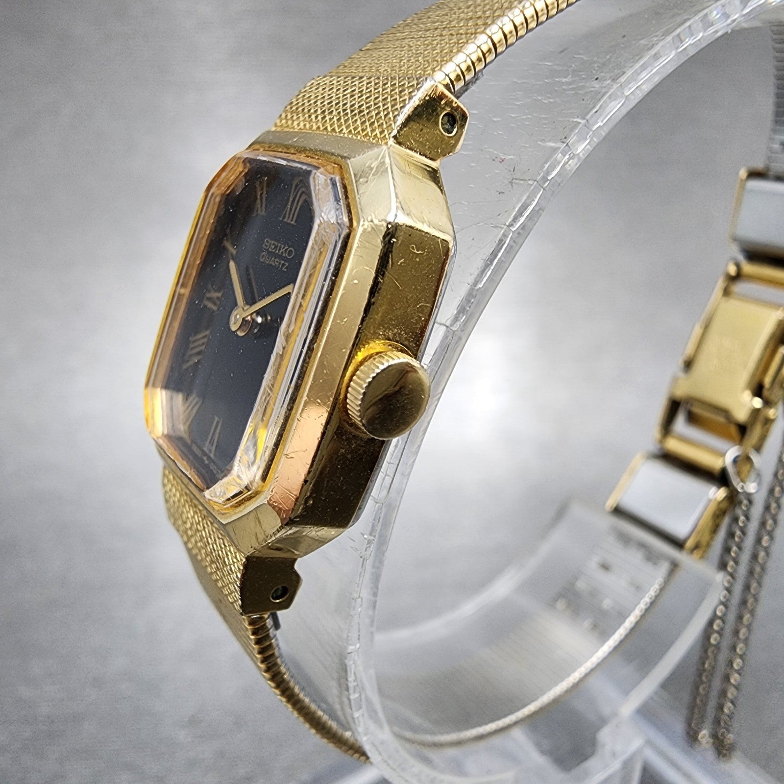 Seiko Watch Women 17mm Black Dial Gold Tone Octagon 2B205019 New Batt N9123 VTG2