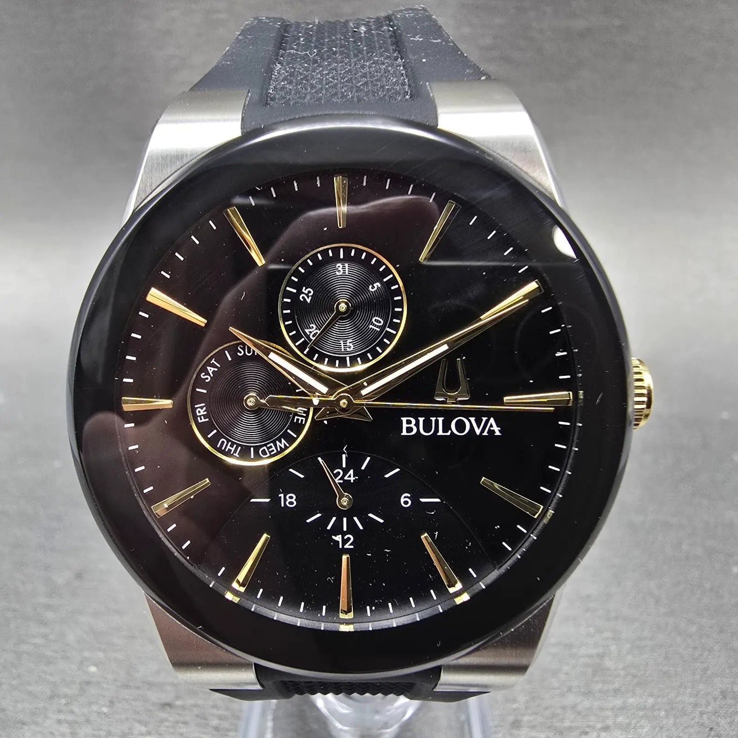 Bulova Futuro Watch Men 41mm Black Dial Two Tone Daydate Round 98C146 NewBattery0