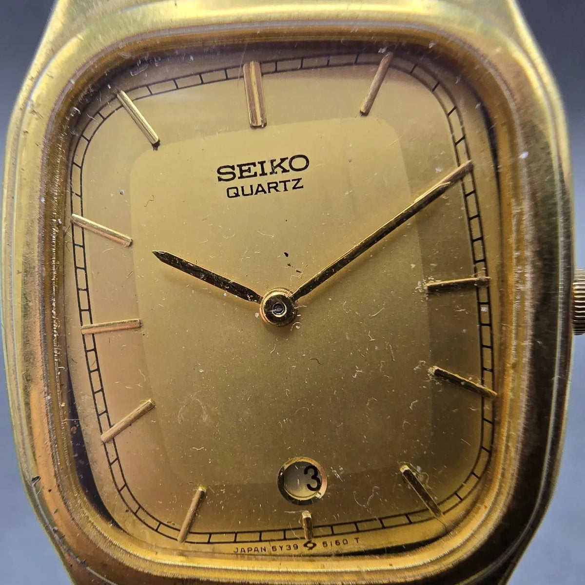 Seiko Tank Watch Men 30mm Gold Dial Gold Tone Rectangle 5y39-5089 PARTS JP2